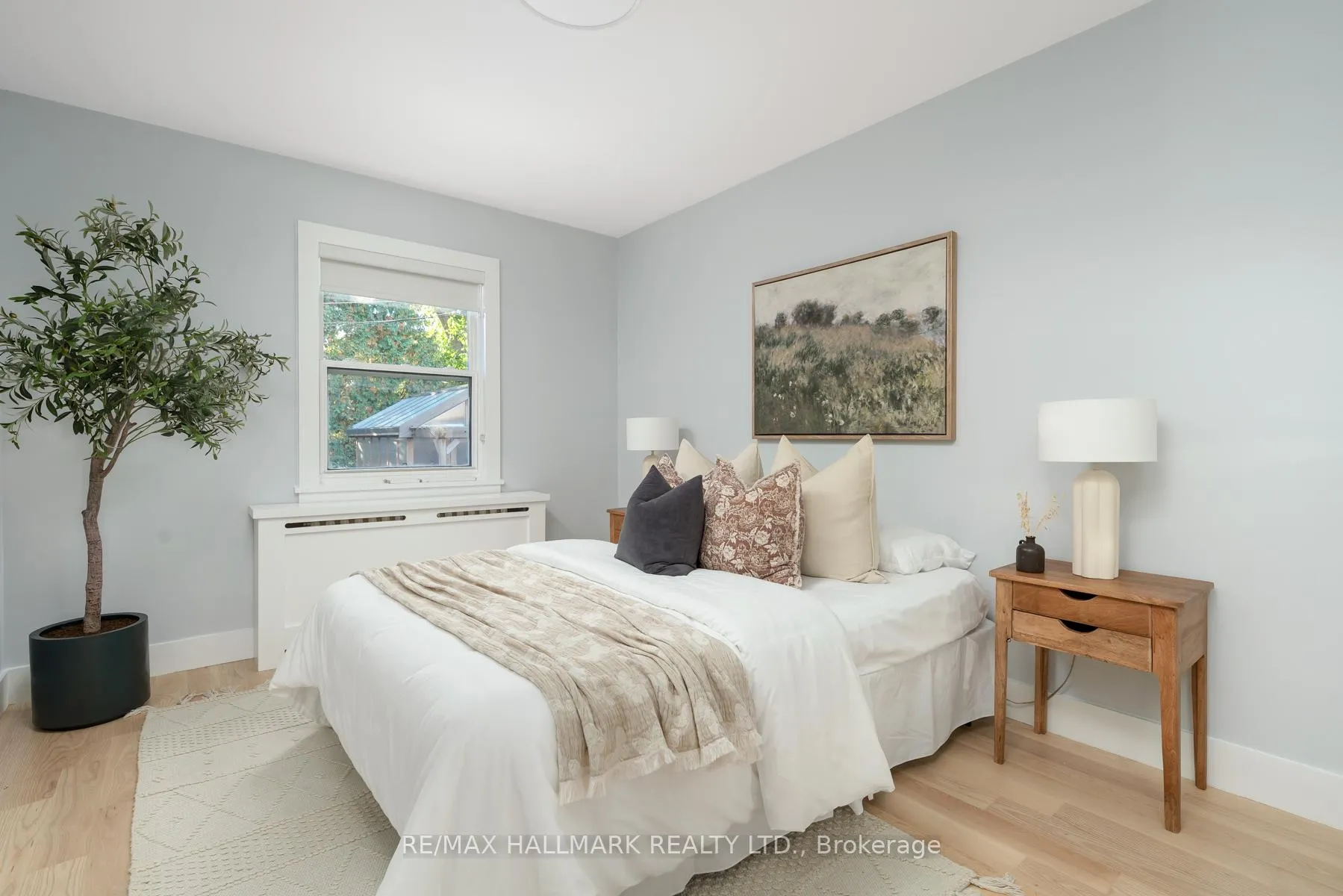 Photo 20 of 26 Hutton Avenue, Toronto, East York — HOMEH