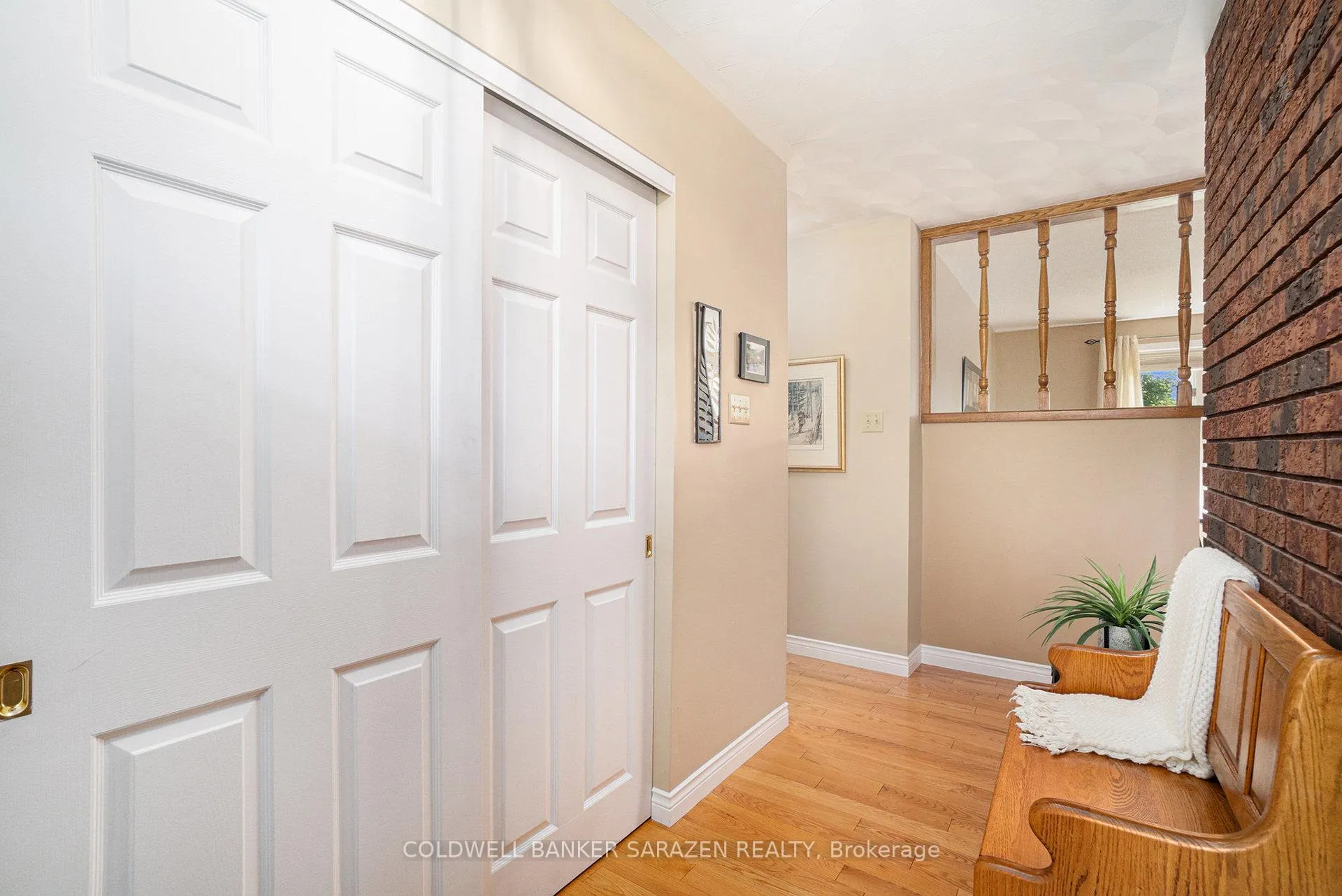 Photo 5 of 37 Wabalac Drive E, McNab/Braeside, Mcnab/Braeside Twps — HOMEH