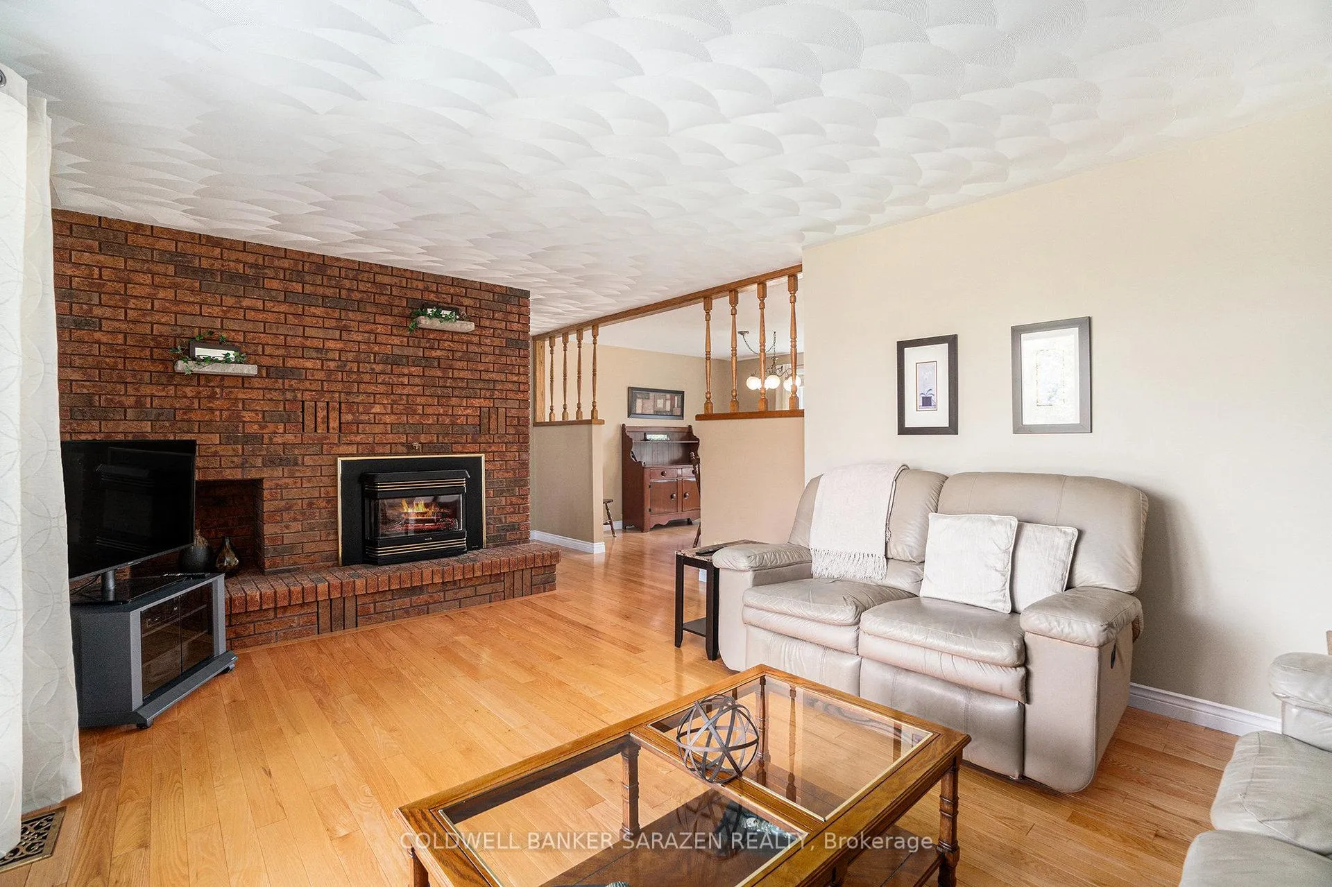 Photo 7 of 37 Wabalac Drive E, McNab/Braeside, Mcnab/Braeside Twps — HOMEH