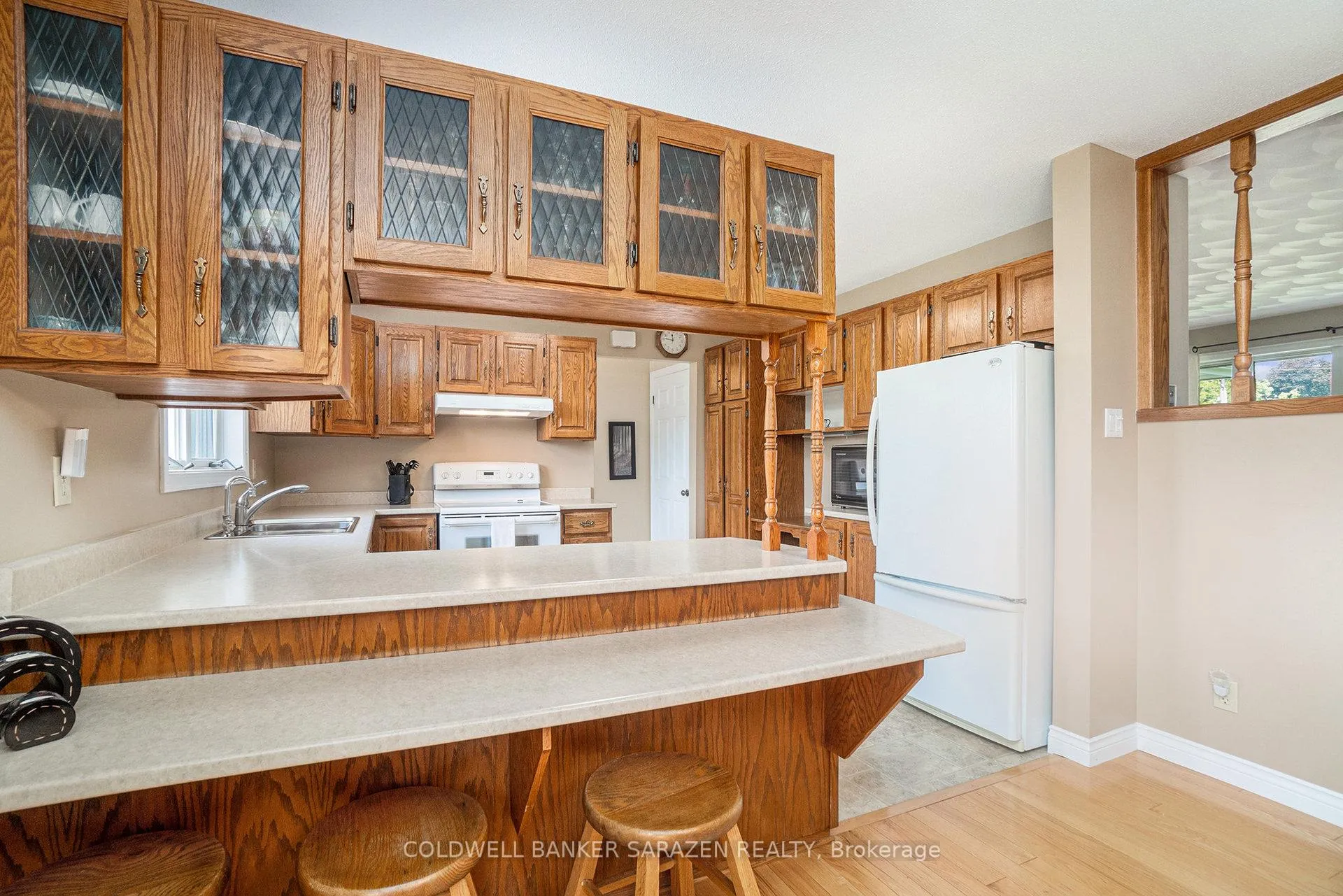 Photo 20 of 37 Wabalac Drive E, McNab/Braeside, Mcnab/Braeside Twps — HOMEH