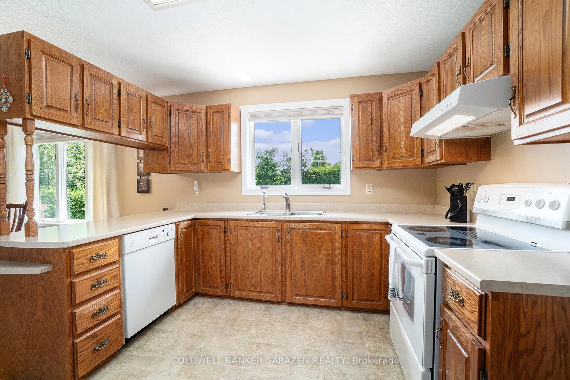 Photo 21 of 37 Wabalac Drive E, McNab/Braeside, Mcnab/Braeside Twps — HOMEH