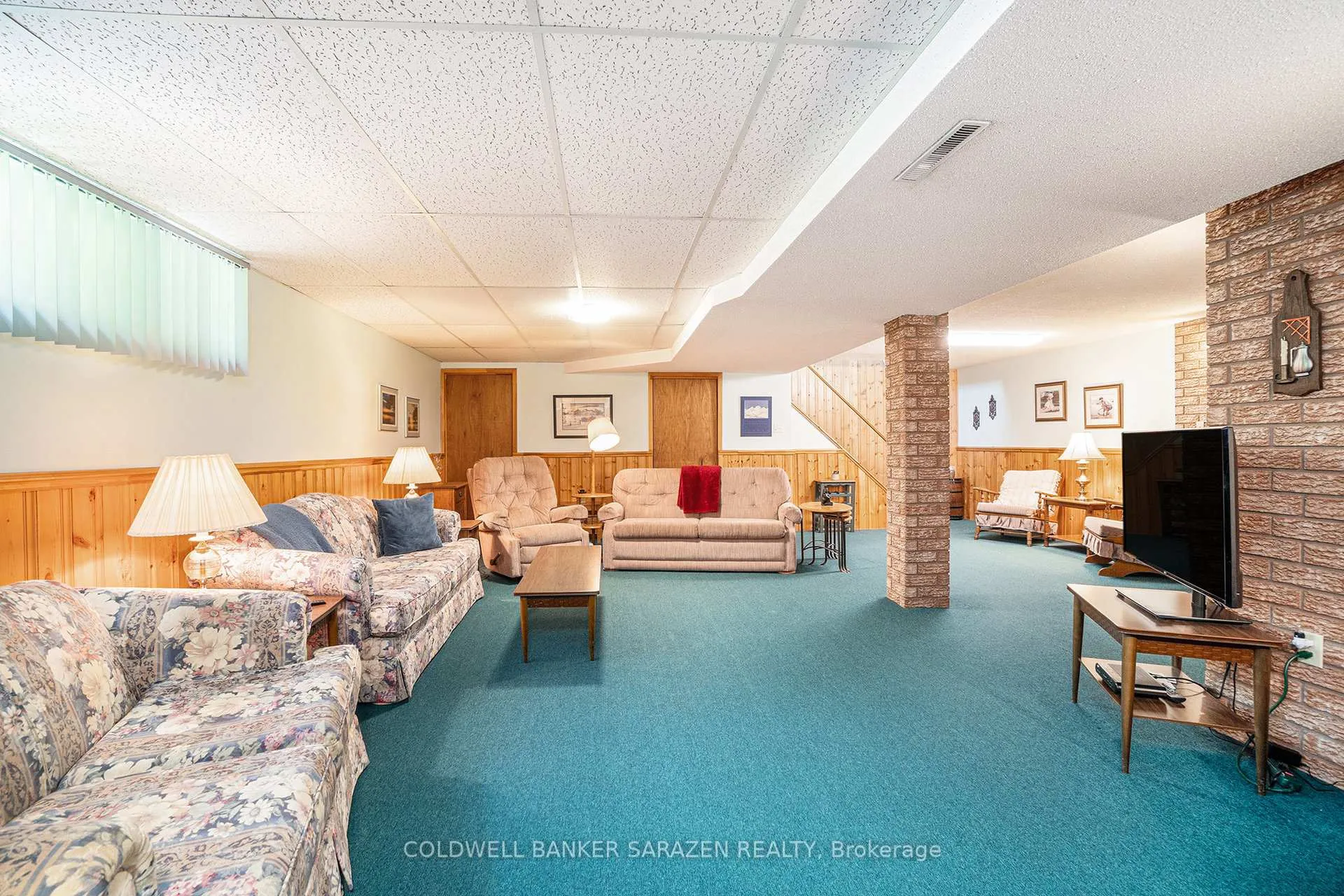 Photo 26 of 37 Wabalac Drive E, McNab/Braeside, Mcnab/Braeside Twps — HOMEH
