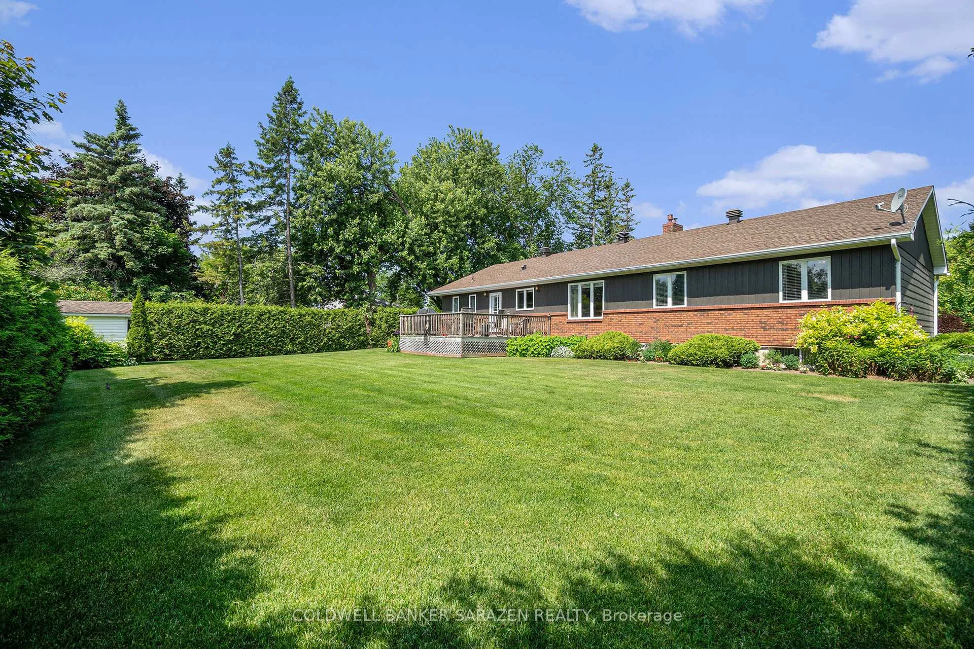 Photo 30 of 37 Wabalac Drive E, McNab/Braeside, Mcnab/Braeside Twps — HOMEH