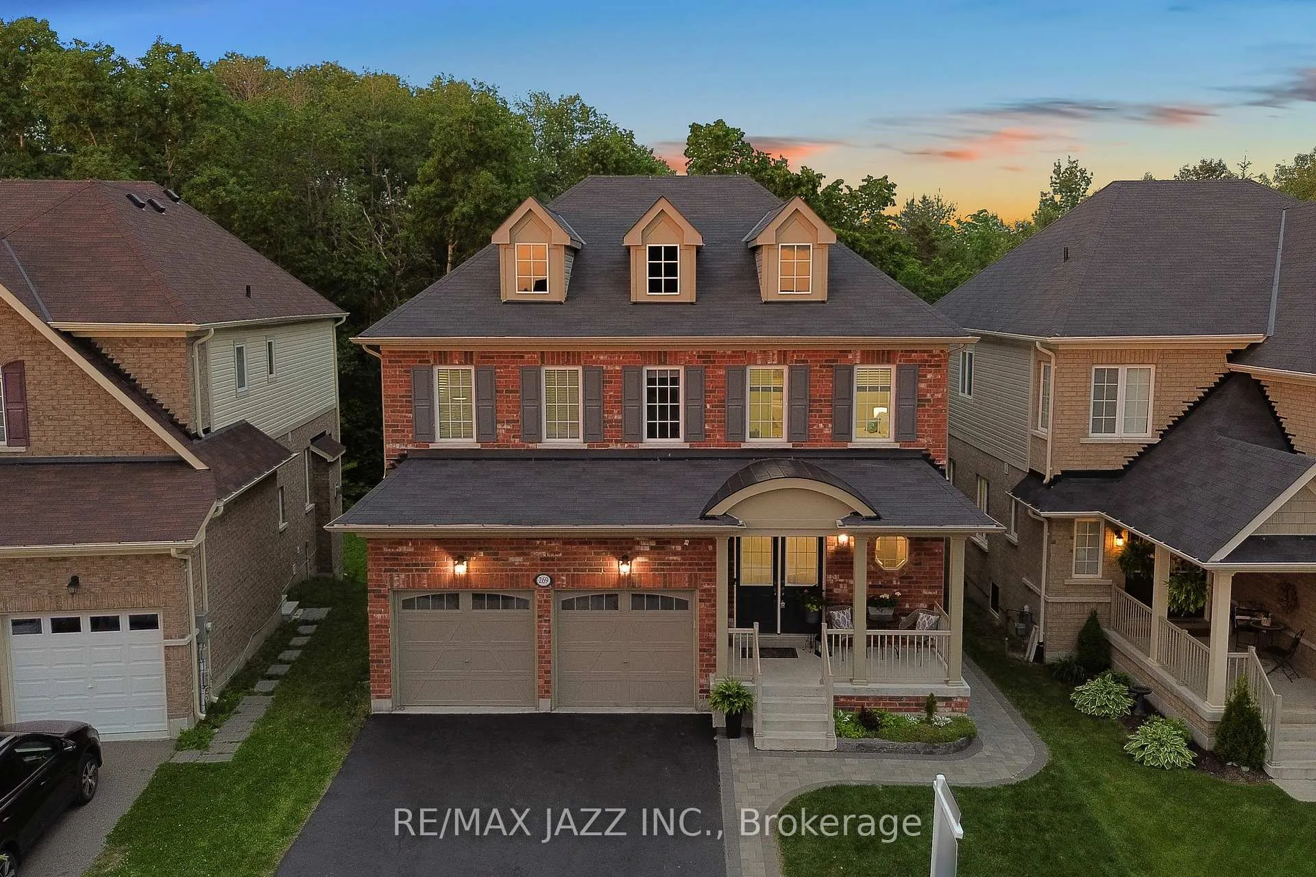 Photo 2 of 269 Bruce Cameron Drive, Clarington, Bowmanville — HOMEH