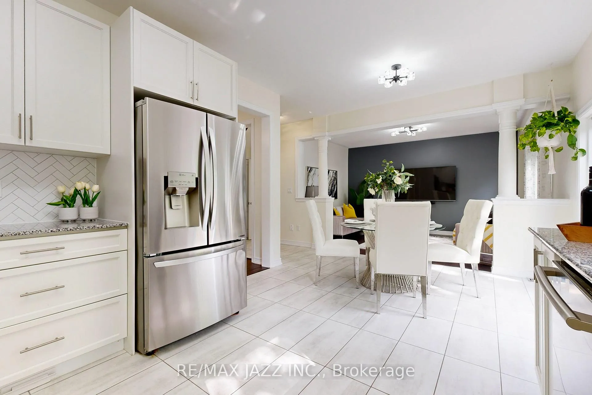 Photo 11 of 269 Bruce Cameron Drive, Clarington, Bowmanville — HOMEH