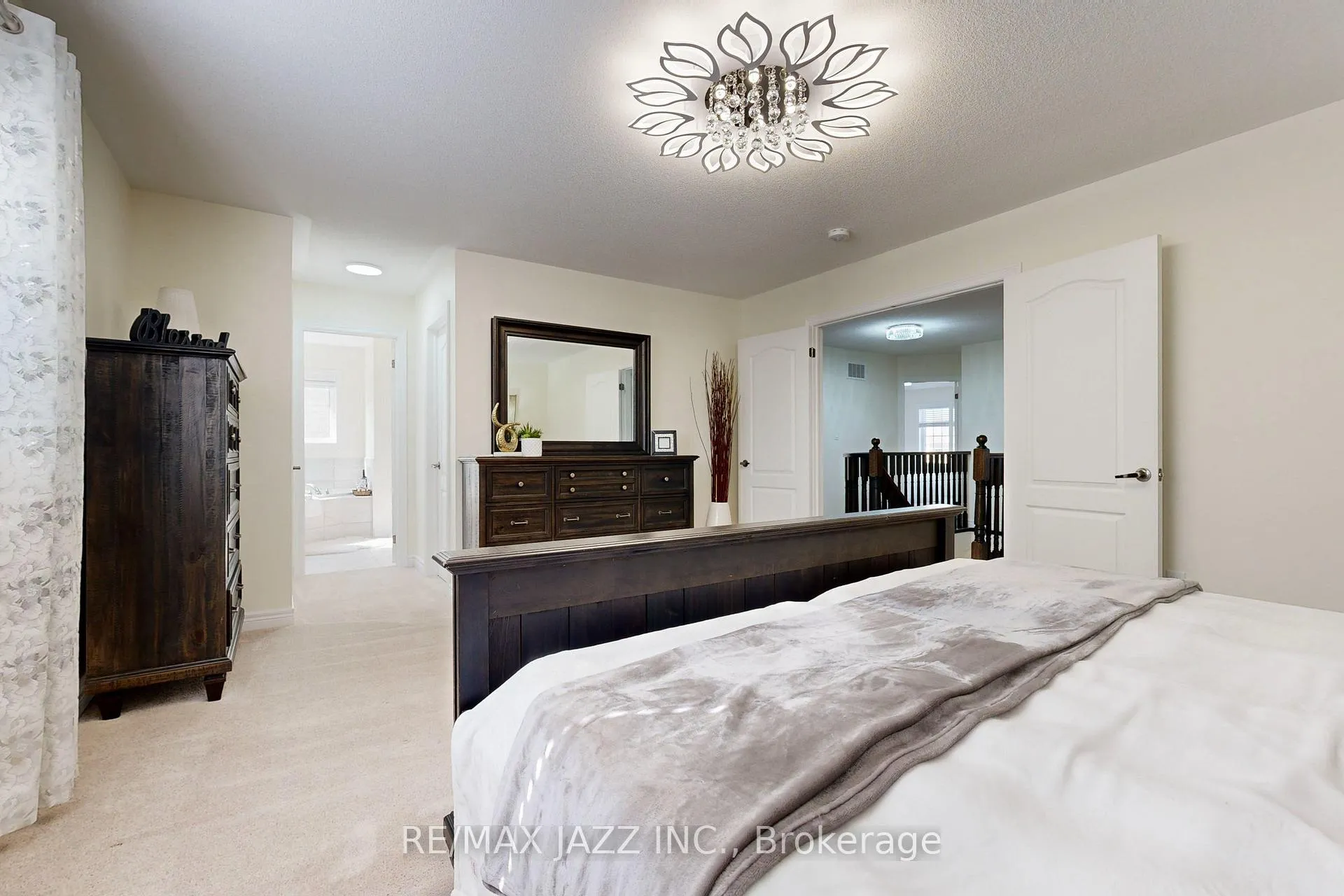 Photo 17 of 269 Bruce Cameron Drive, Clarington, Bowmanville — HOMEH