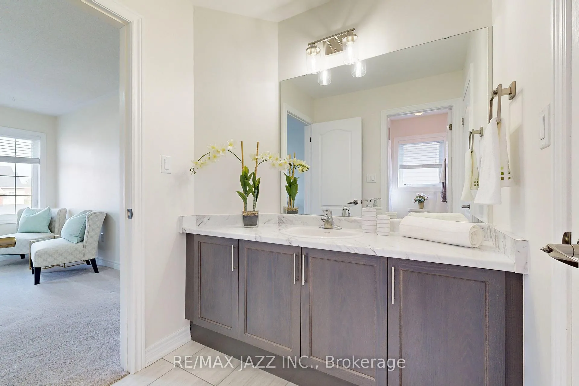 Photo 27 of 269 Bruce Cameron Drive, Clarington, Bowmanville — HOMEH