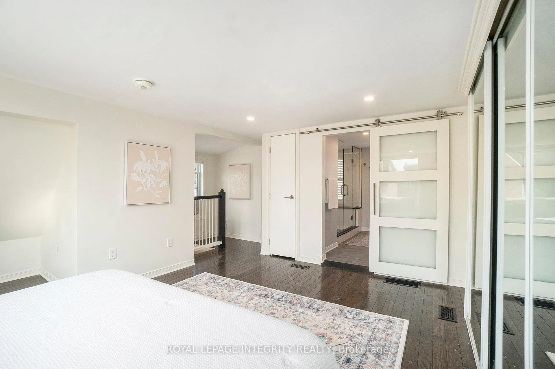 Photo 17 of 115 Springhurst Avenue, Ottawa, Ottawa East — HOMEH