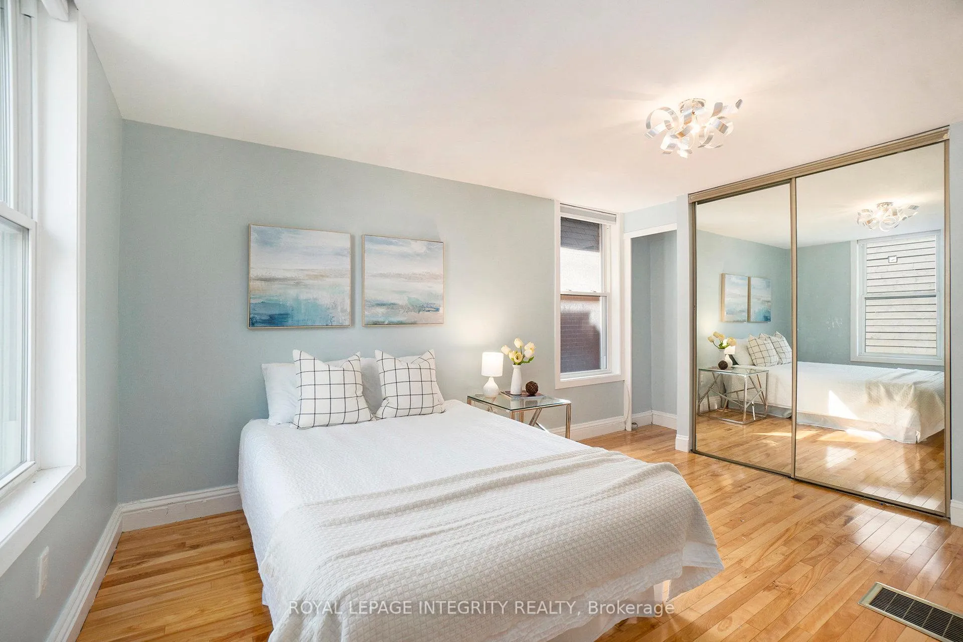 Photo 21 of 115 Springhurst Avenue, Ottawa, Ottawa East — HOMEH