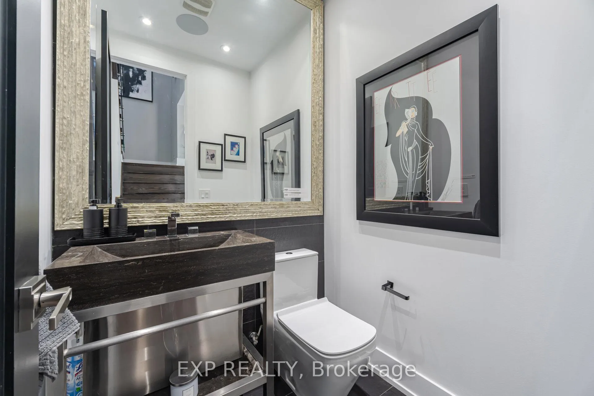 Photo 18 of 28 Allerton Road, Vaughan, Patterson — HOMEH