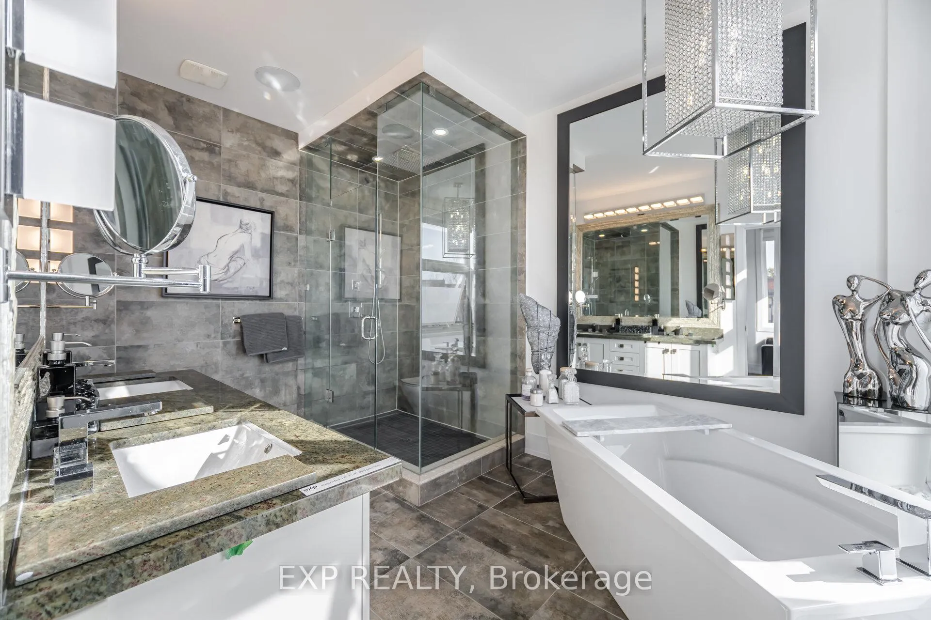 Photo 23 of 28 Allerton Road, Vaughan, Patterson — HOMEH