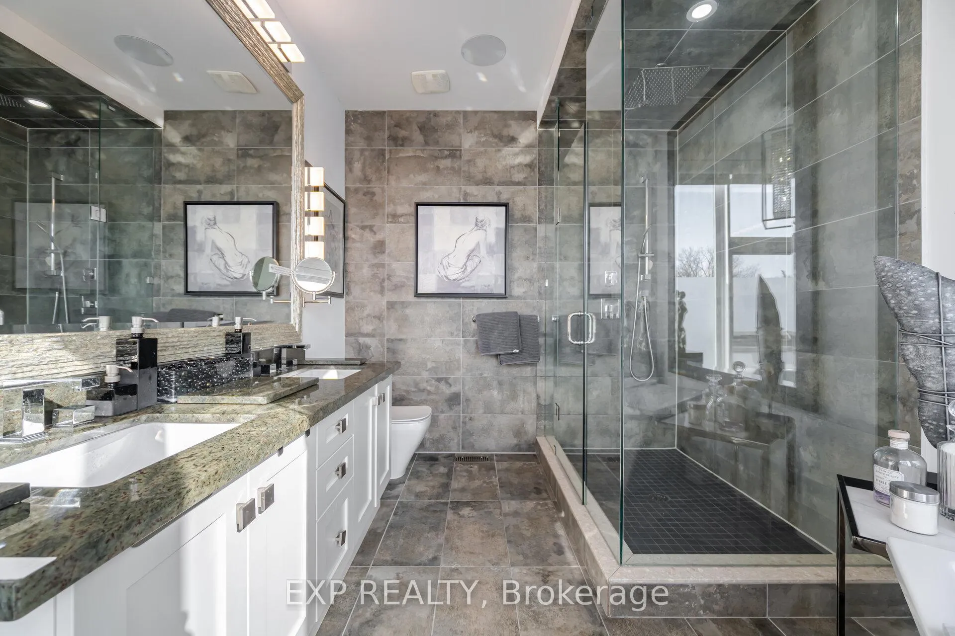 Photo 24 of 28 Allerton Road, Vaughan, Patterson — HOMEH