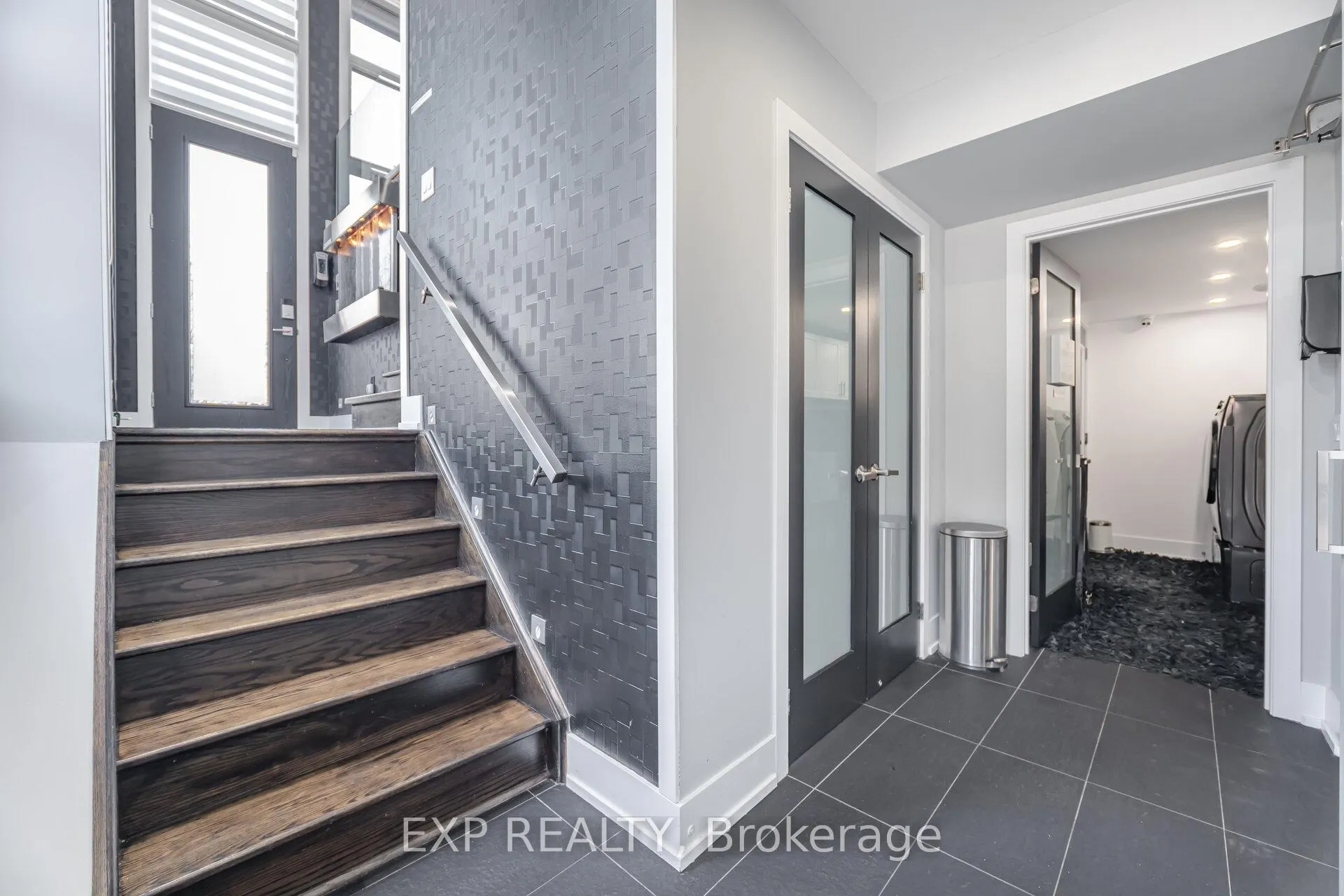Photo 32 of 28 Allerton Road, Vaughan, Patterson — HOMEH