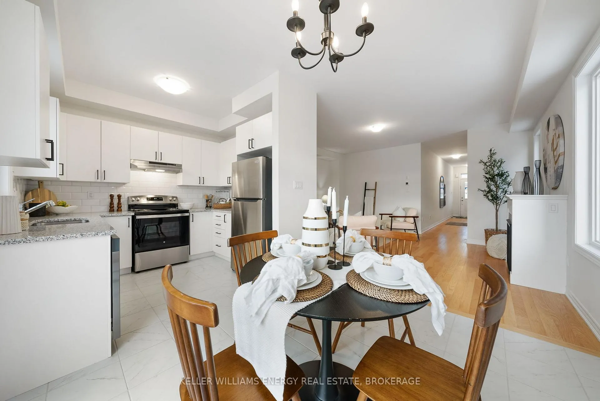 Photo 12 of 91 Bayardo Drive, Oshawa, Windfields — HOMEH