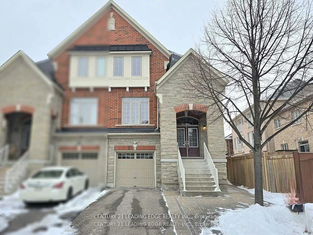 Photo 1 of 19 Living Crescent, Markham, Victoria Square — HOMEH