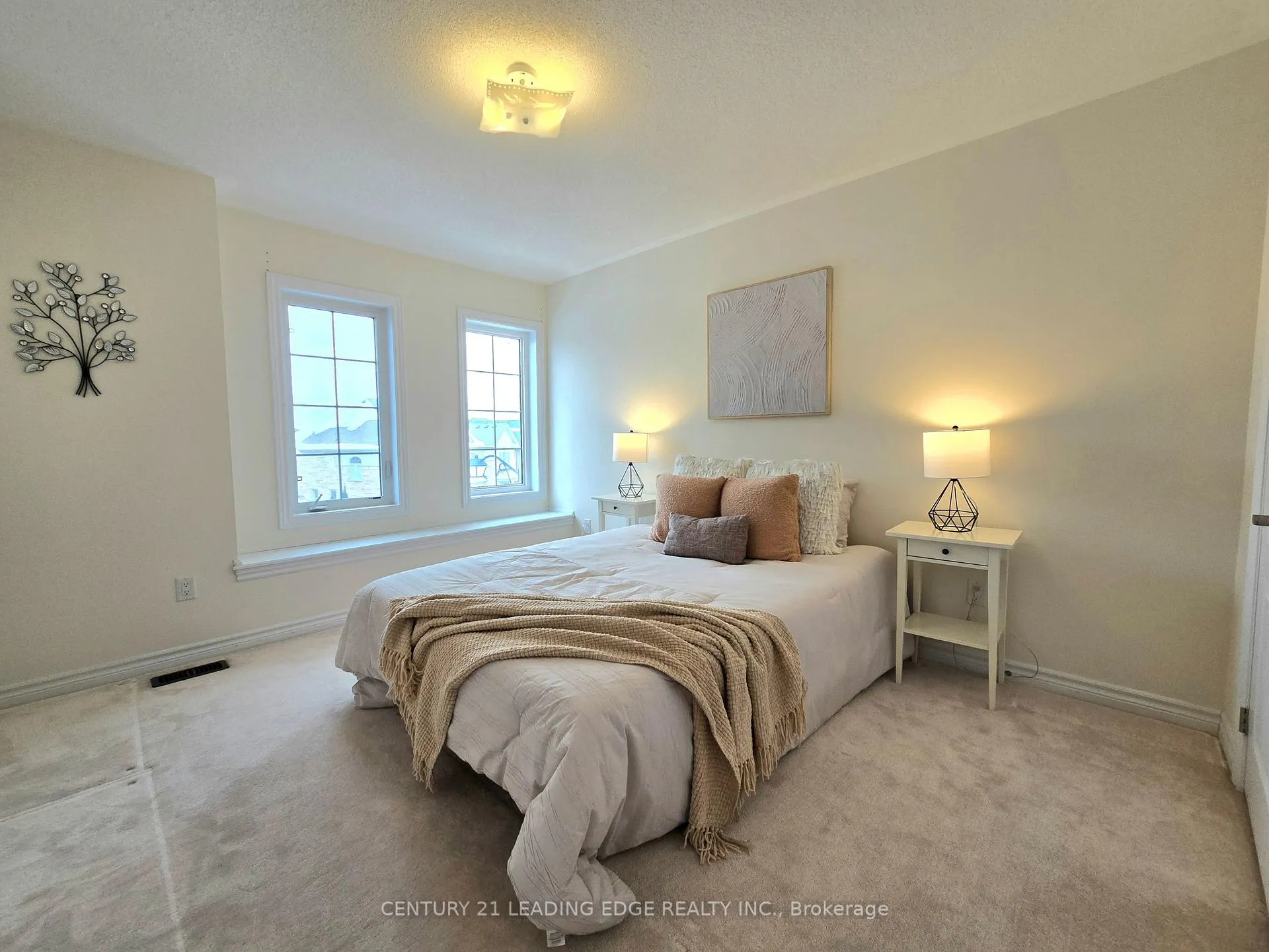 Photo 31 of 19 Living Crescent, Markham, Victoria Square — HOMEH