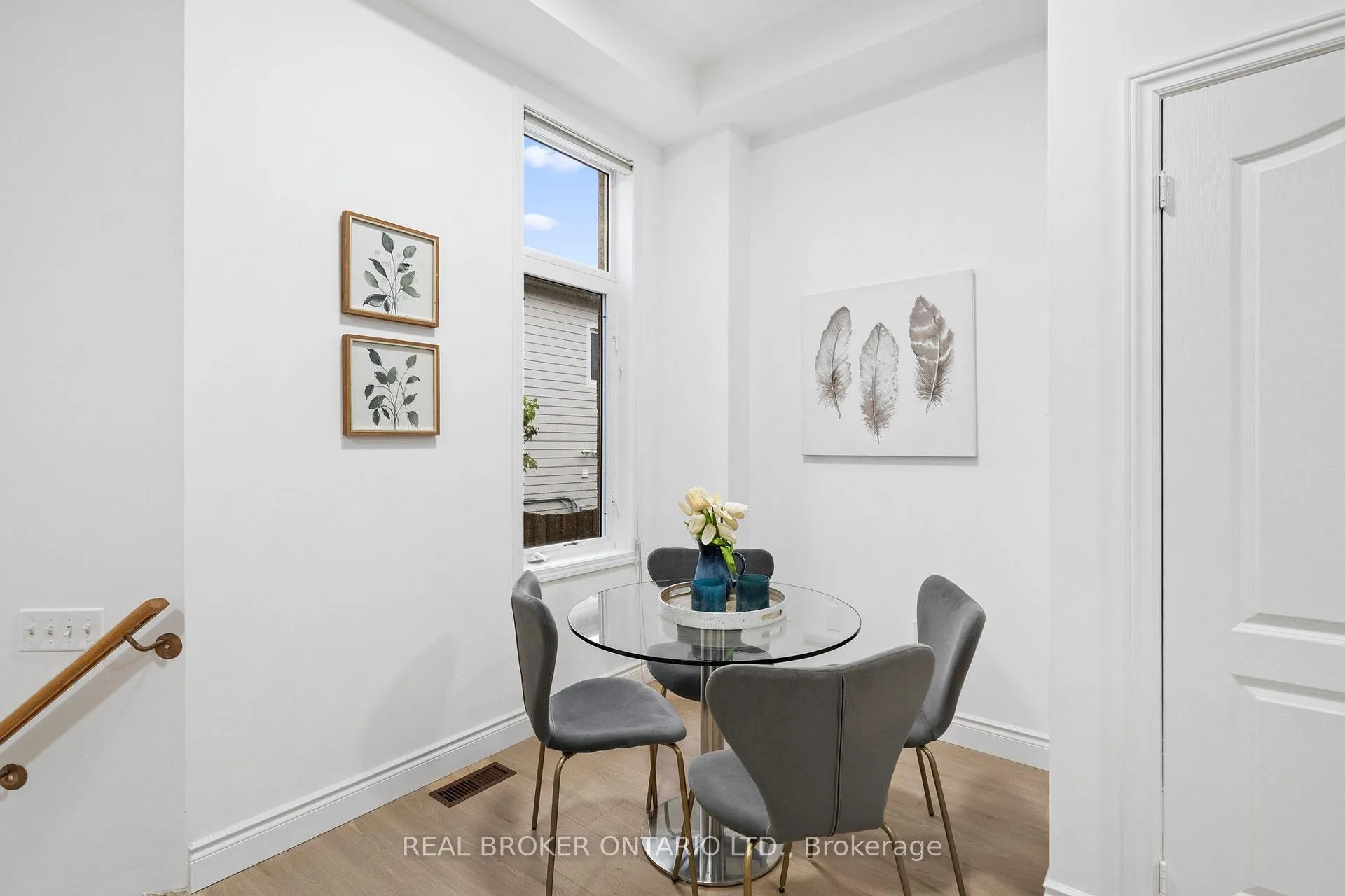 Photo 12 of 21 Spring Meadow Avenue, Markham, Cornell — HOMEH