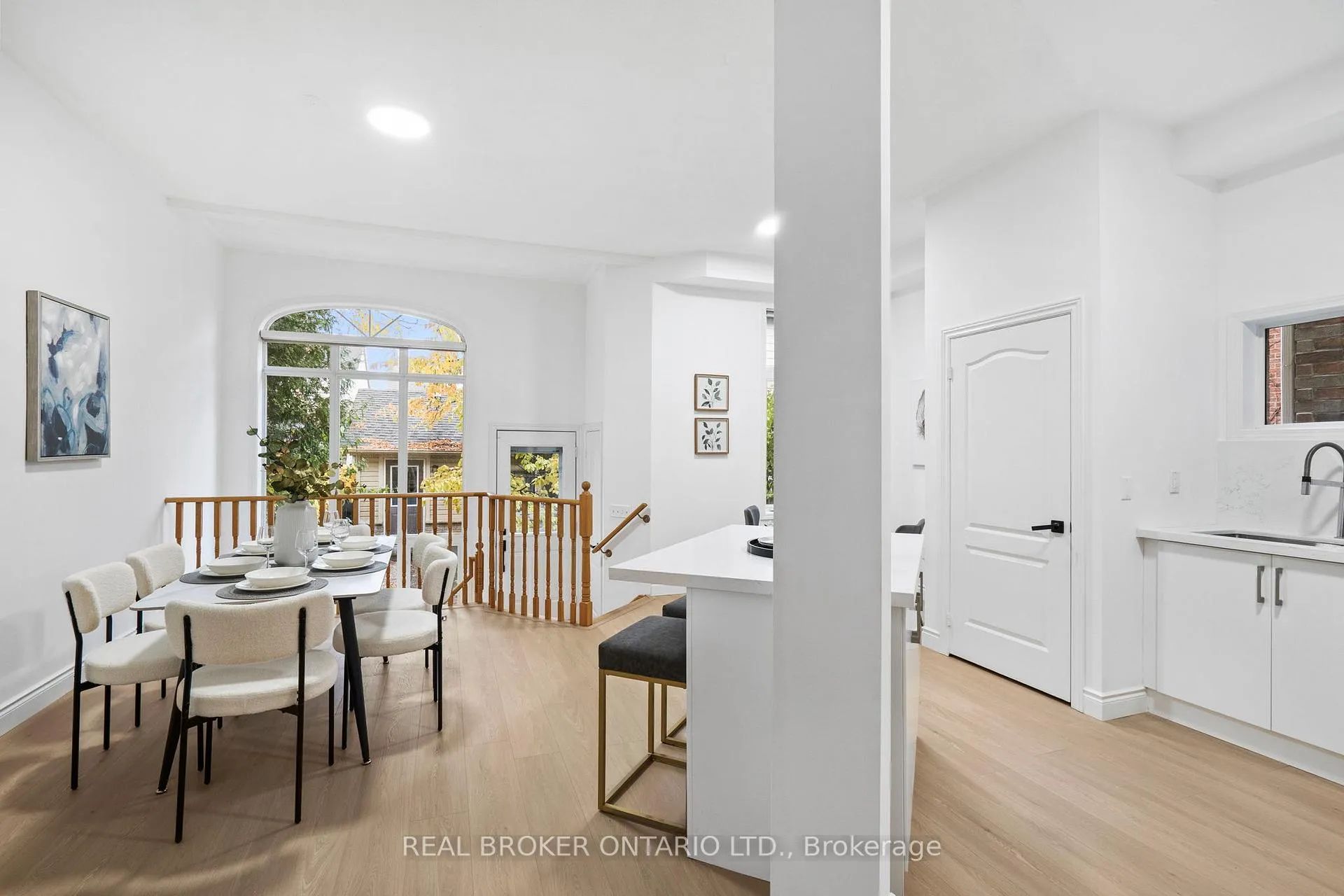 Photo 18 of 21 Spring Meadow Avenue, Markham, Cornell — HOMEH