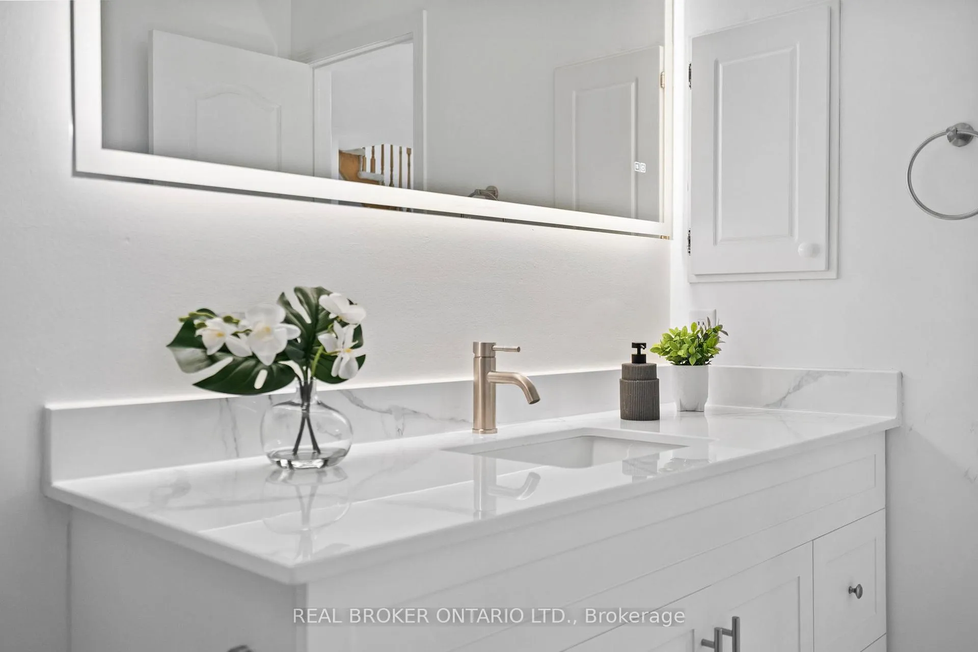 Photo 20 of 21 Spring Meadow Avenue, Markham, Cornell — HOMEH
