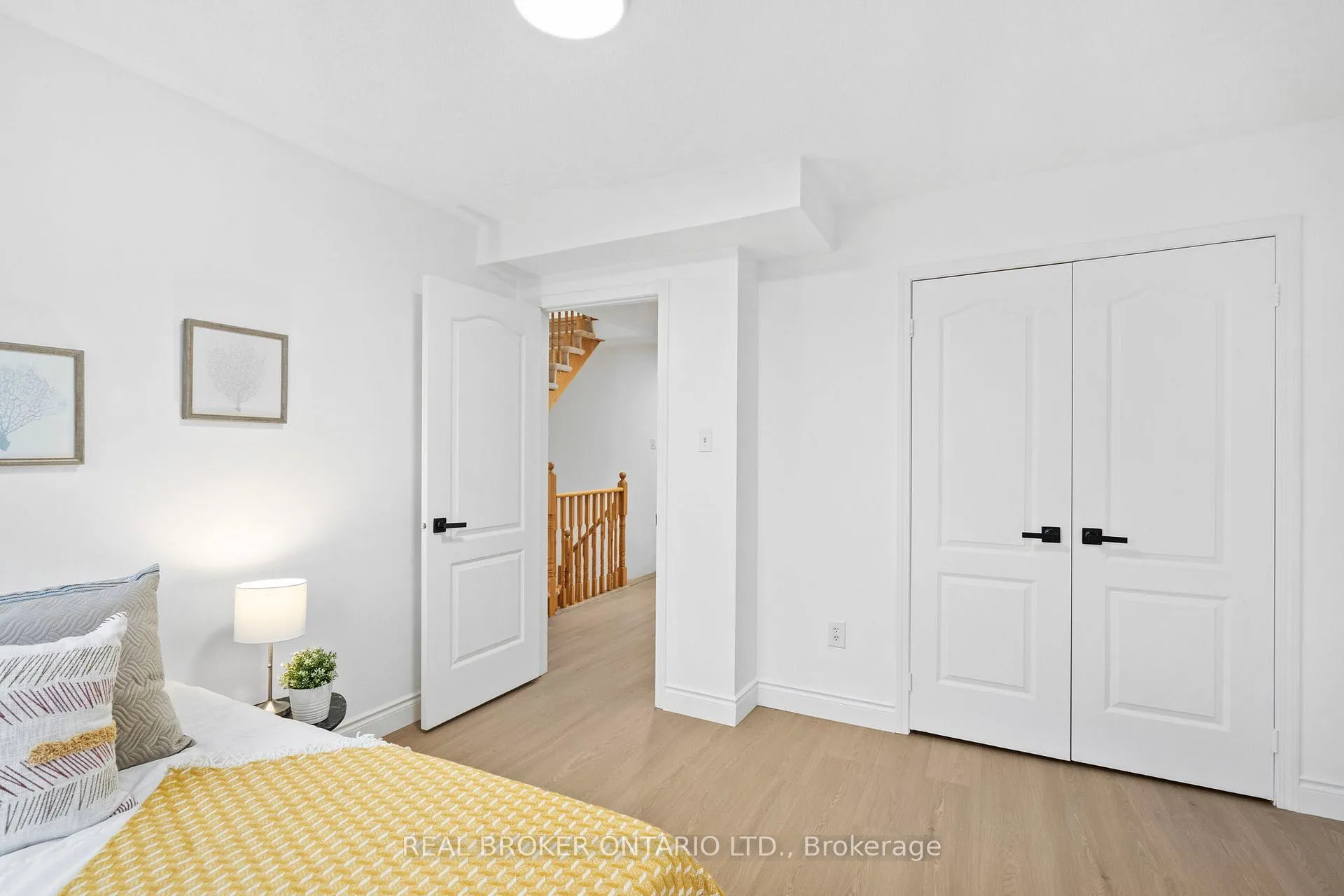 Photo 24 of 21 Spring Meadow Avenue, Markham, Cornell — HOMEH