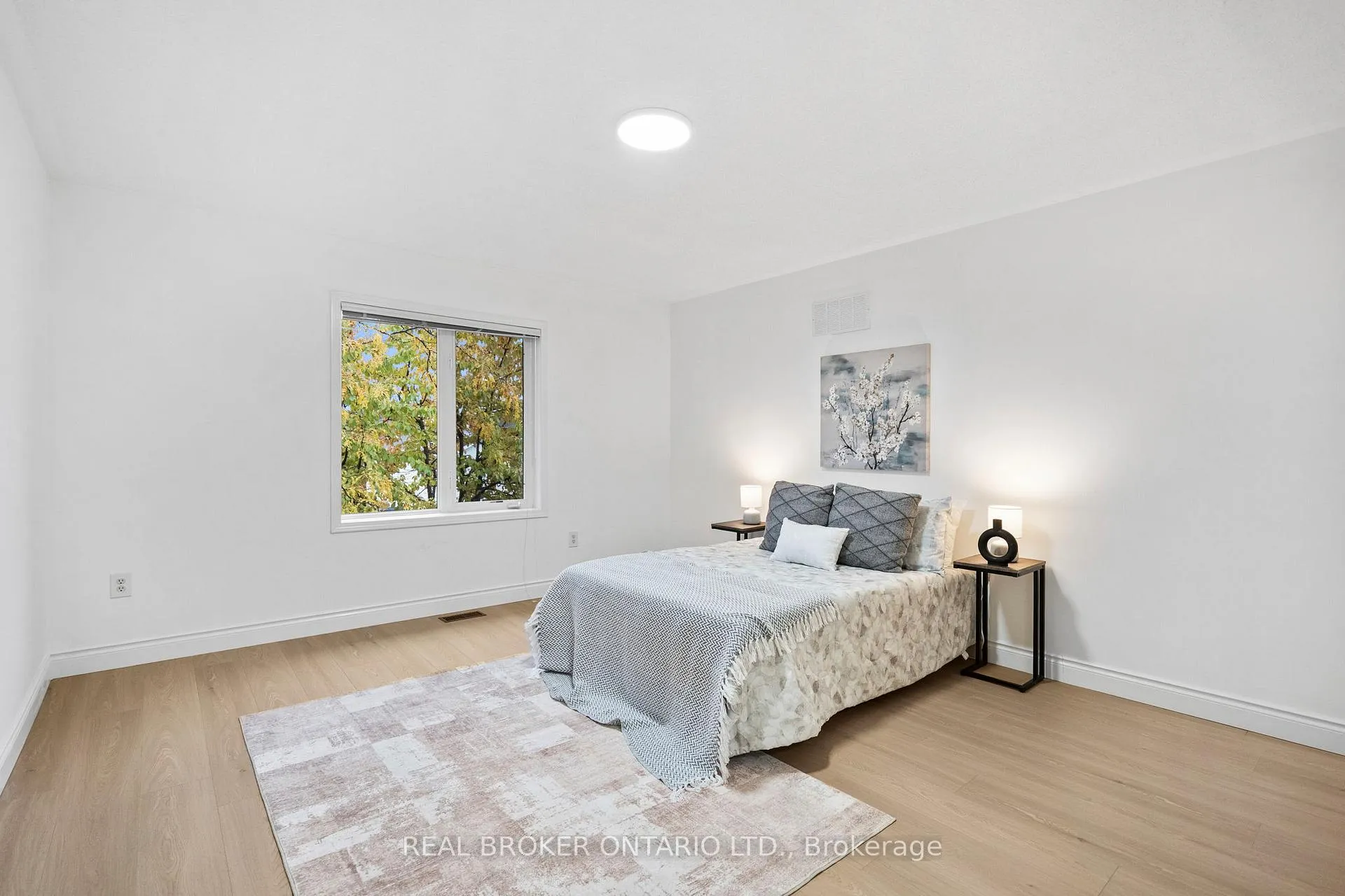 Photo 26 of 21 Spring Meadow Avenue, Markham, Cornell — HOMEH