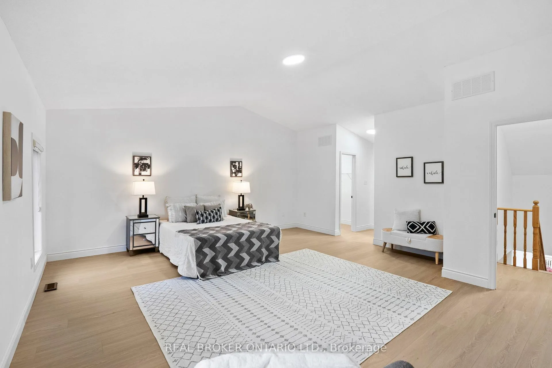 Photo 30 of 21 Spring Meadow Avenue, Markham, Cornell — HOMEH