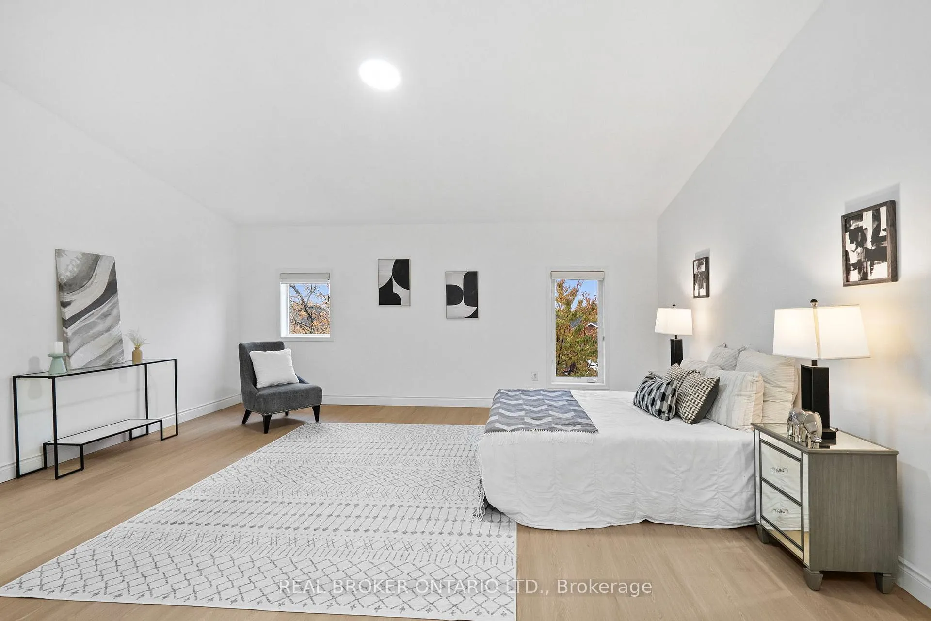 Photo 33 of 21 Spring Meadow Avenue, Markham, Cornell — HOMEH