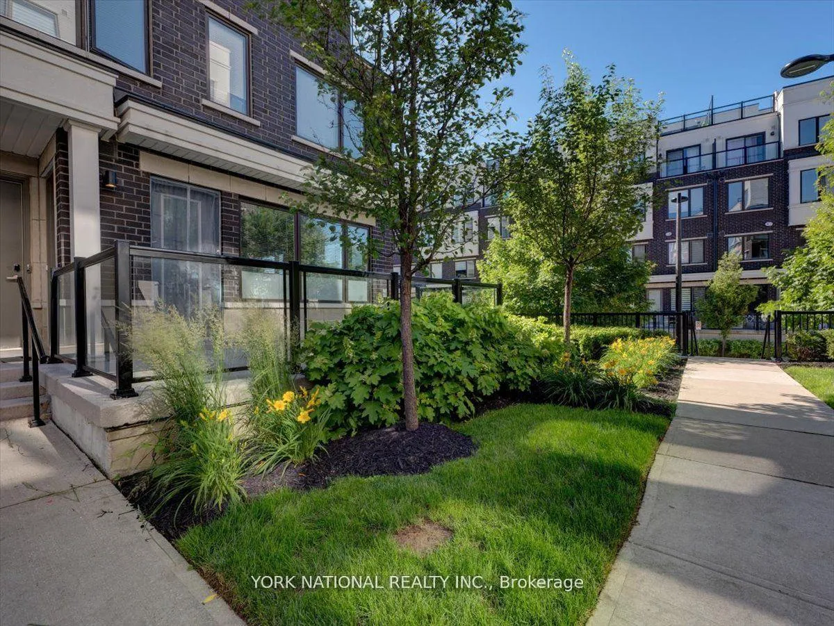 Photo 3 of Unit 54, 300 Alex Gardner Circle, Aurora, Aurora Village — HOMEH