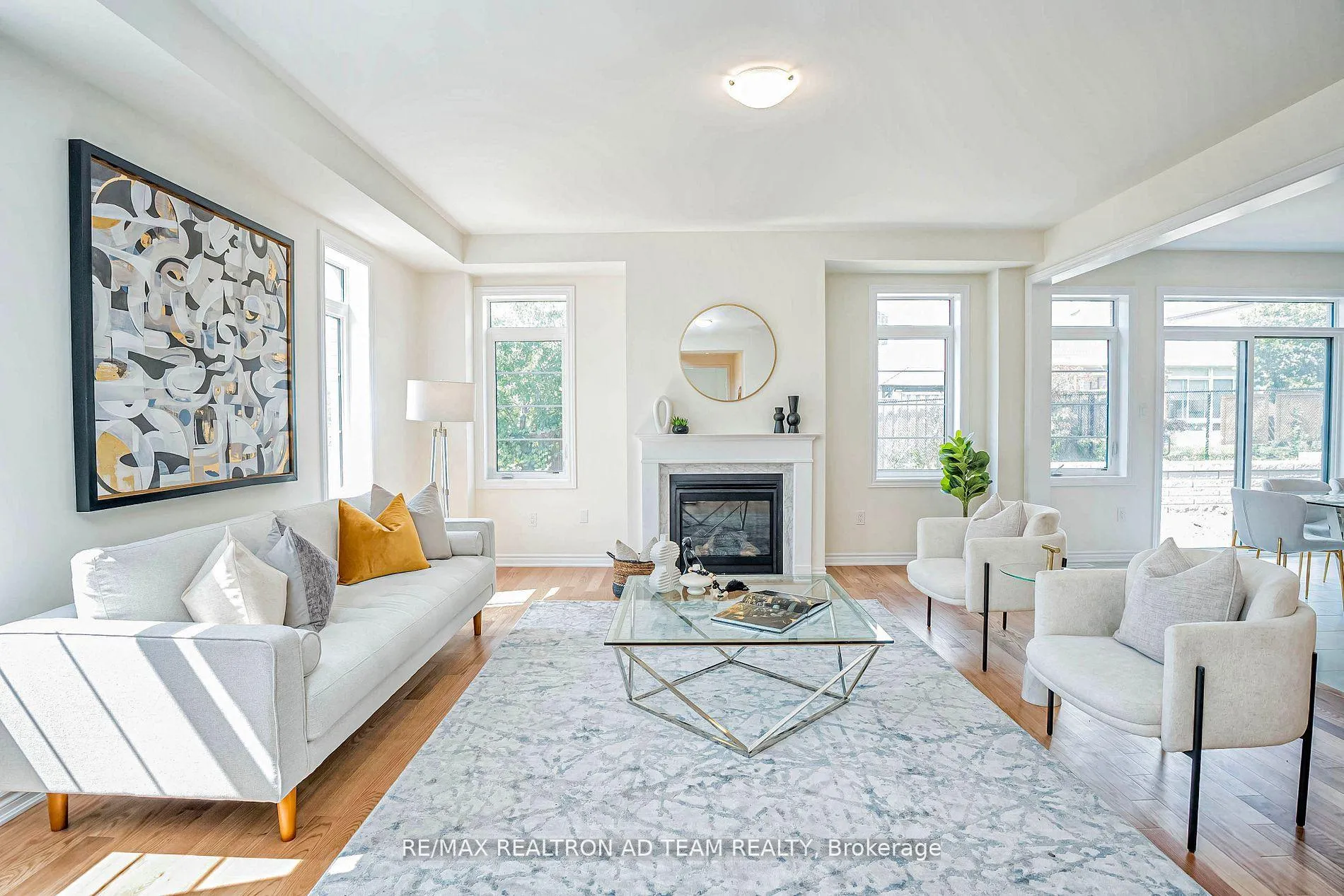 Photo 9 of 2 Waterfront Crescent, Whitby, Port Whitby — HOMEH