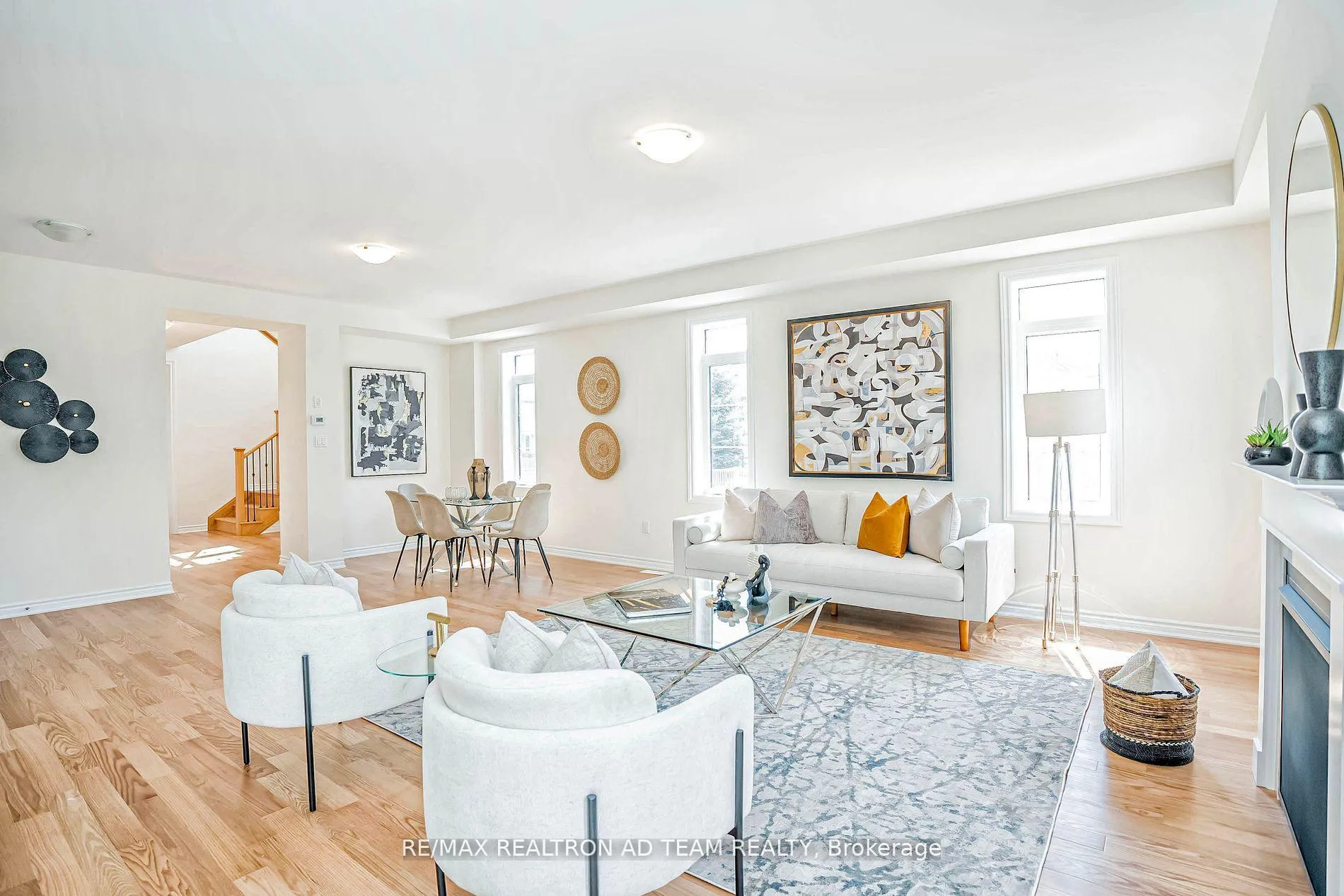Photo 10 of 2 Waterfront Crescent, Whitby, Port Whitby — HOMEH
