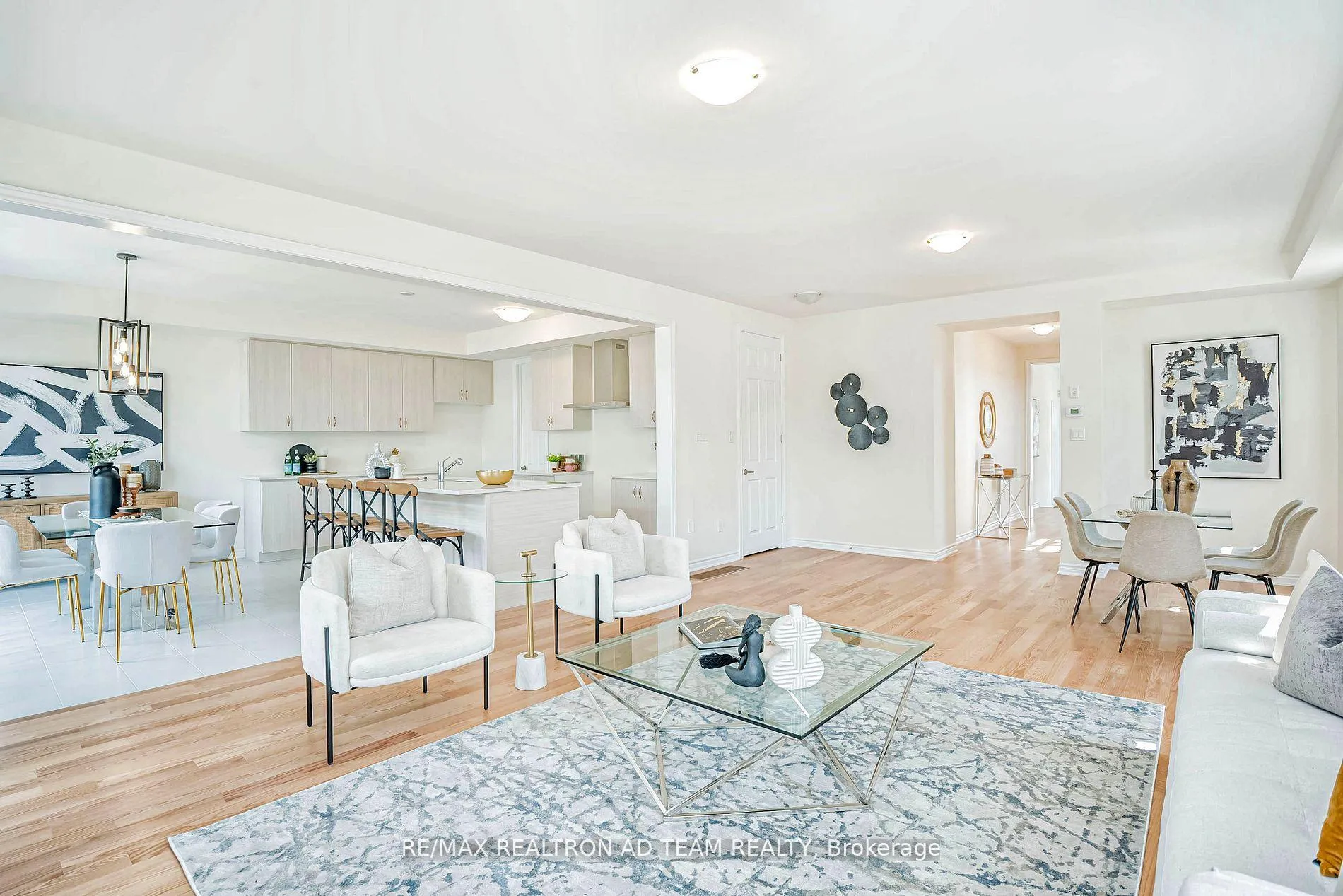Photo 12 of 2 Waterfront Crescent, Whitby, Port Whitby — HOMEH
