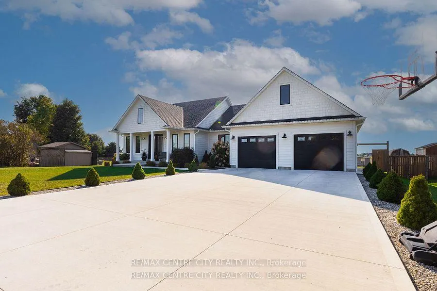 Photo 2 of 7923 Fairview Road, Central Elgin, Rural Central Elgin — HOMEH