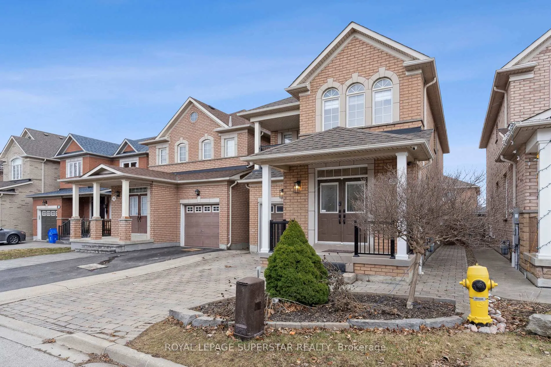 Photo 3 of 108 Daiseyfield Crescent, Vaughan, Vellore Village — HOMEH