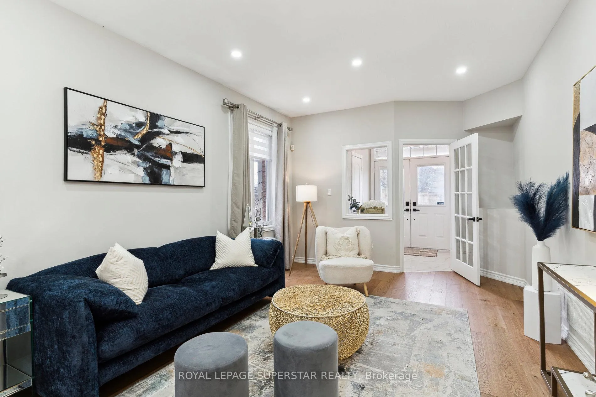 Photo 9 of 108 Daiseyfield Crescent, Vaughan, Vellore Village — HOMEH