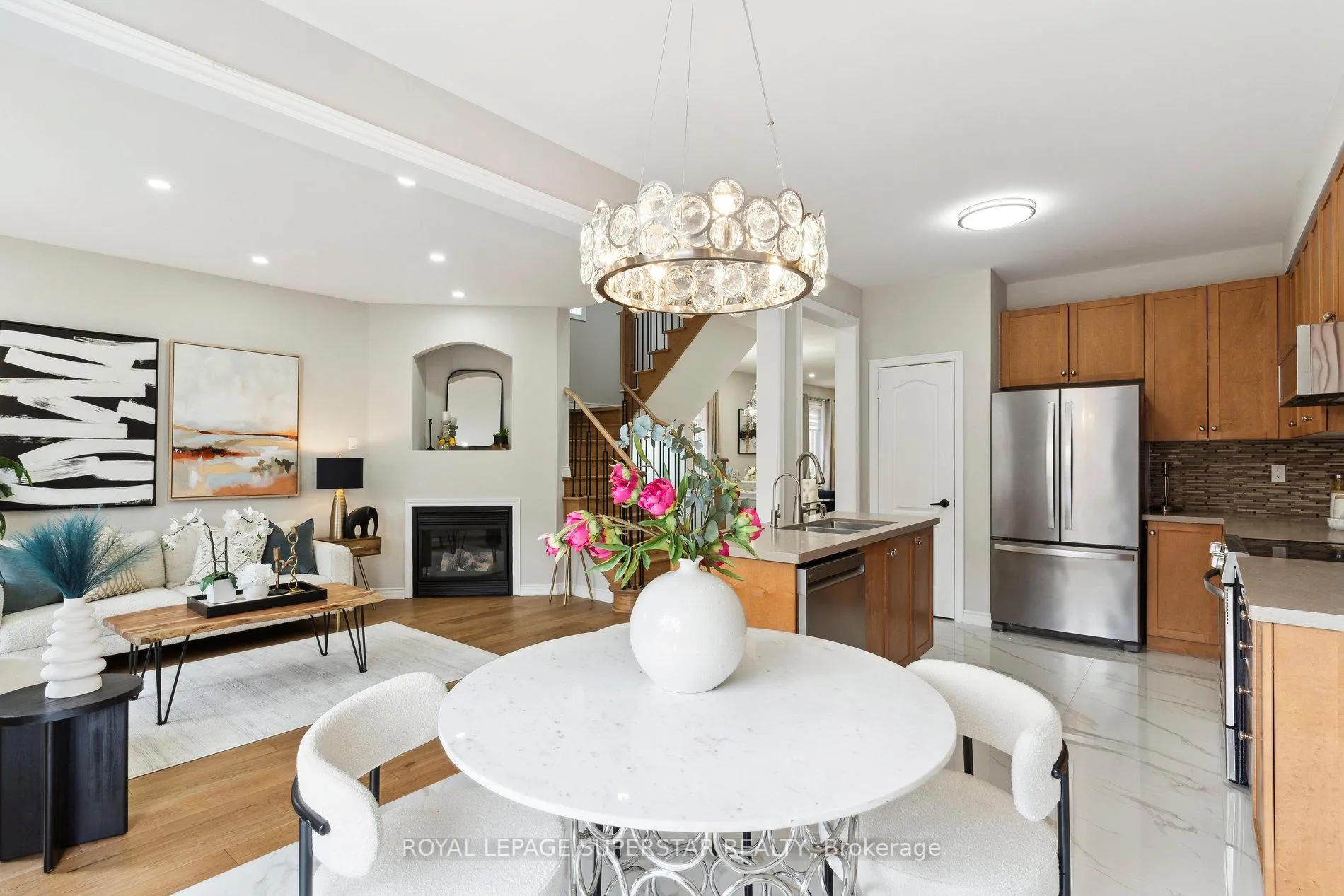 Photo 19 of 108 Daiseyfield Crescent, Vaughan, Vellore Village — HOMEH