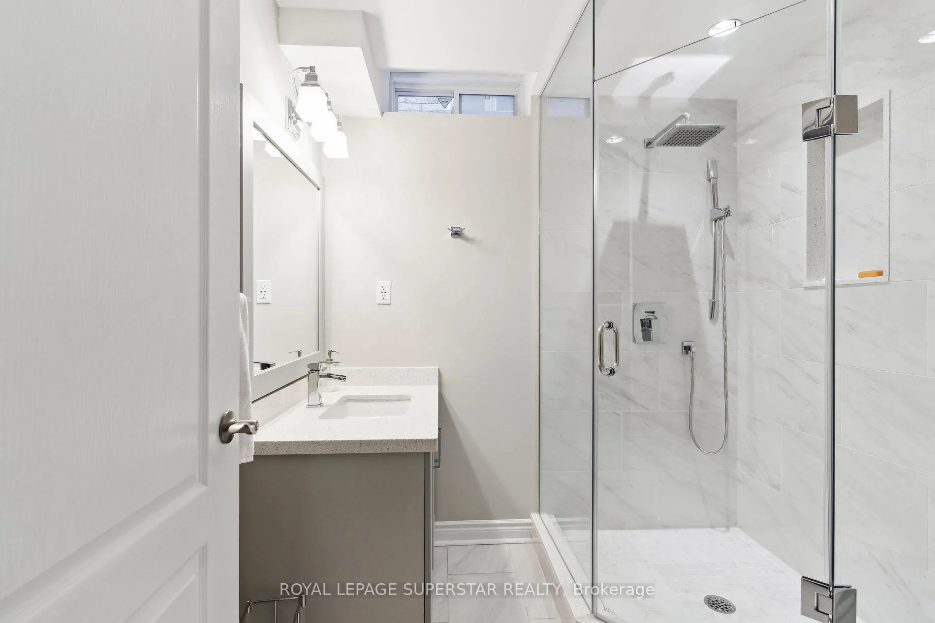 Photo 46 of 108 Daiseyfield Crescent, Vaughan, Vellore Village — HOMEH