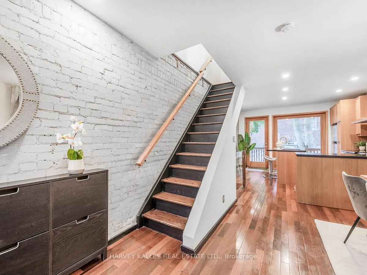 Photo 10 of 2053 Gerrard Street E, Toronto, East End-Danforth — HOMEH