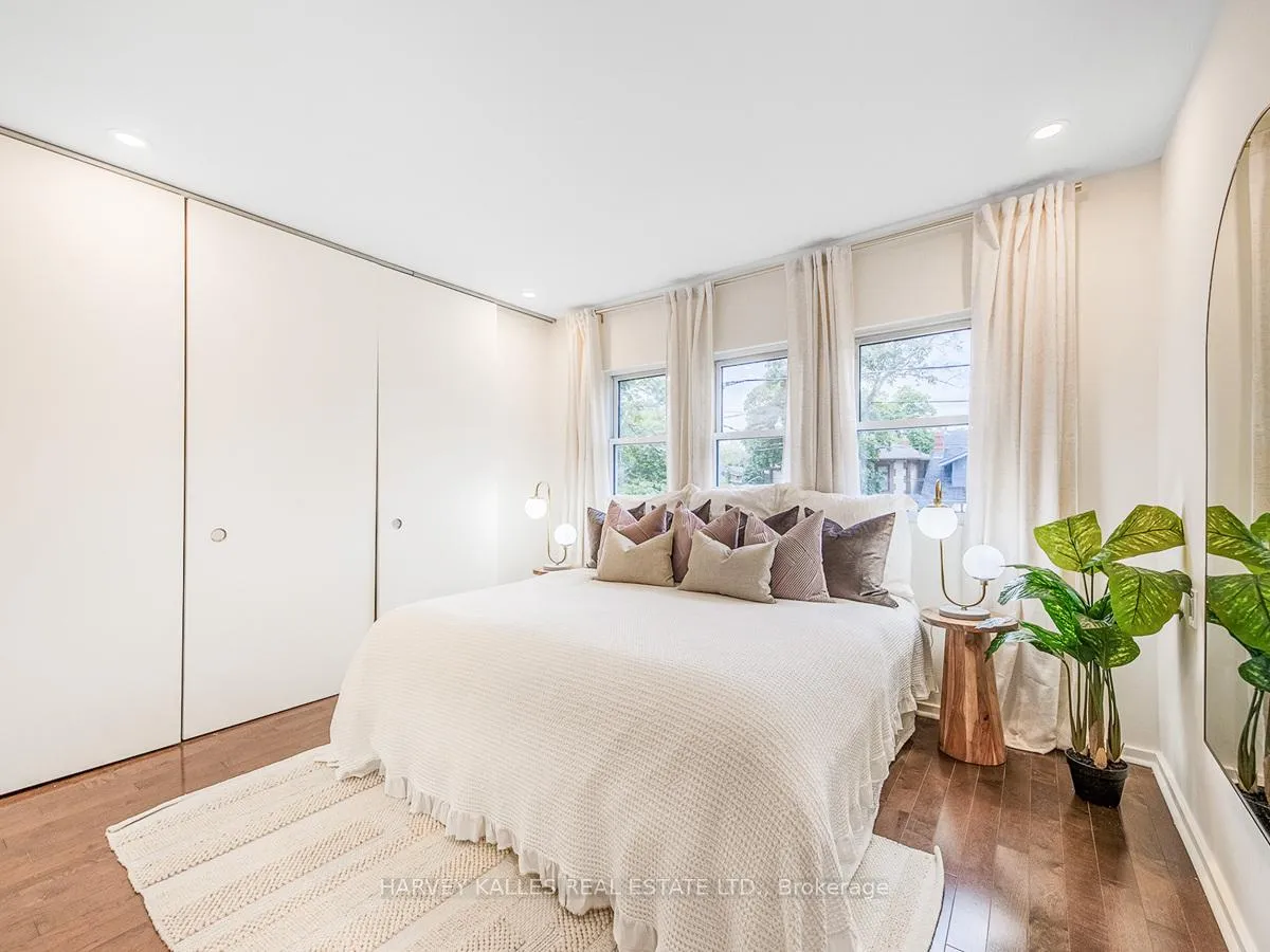 Photo 20 of 2053 Gerrard Street E, Toronto, East End-Danforth — HOMEH