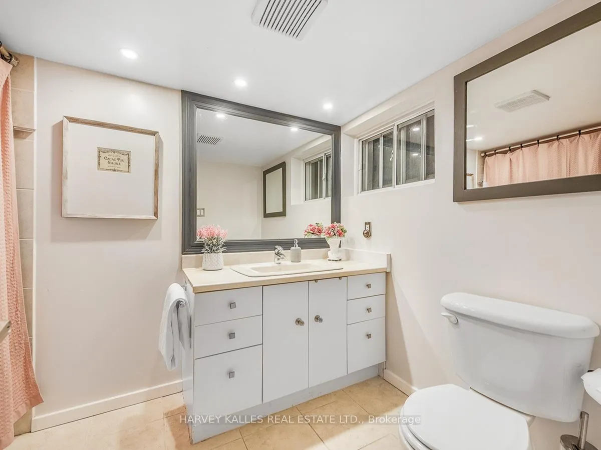 Photo 23 of 2053 Gerrard Street E, Toronto, East End-Danforth — HOMEH