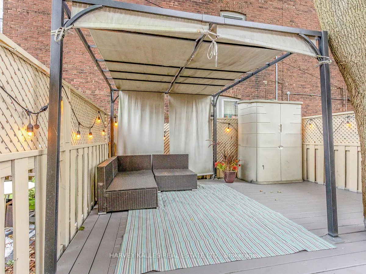 Photo 33 of 2053 Gerrard Street E, Toronto, East End-Danforth — HOMEH