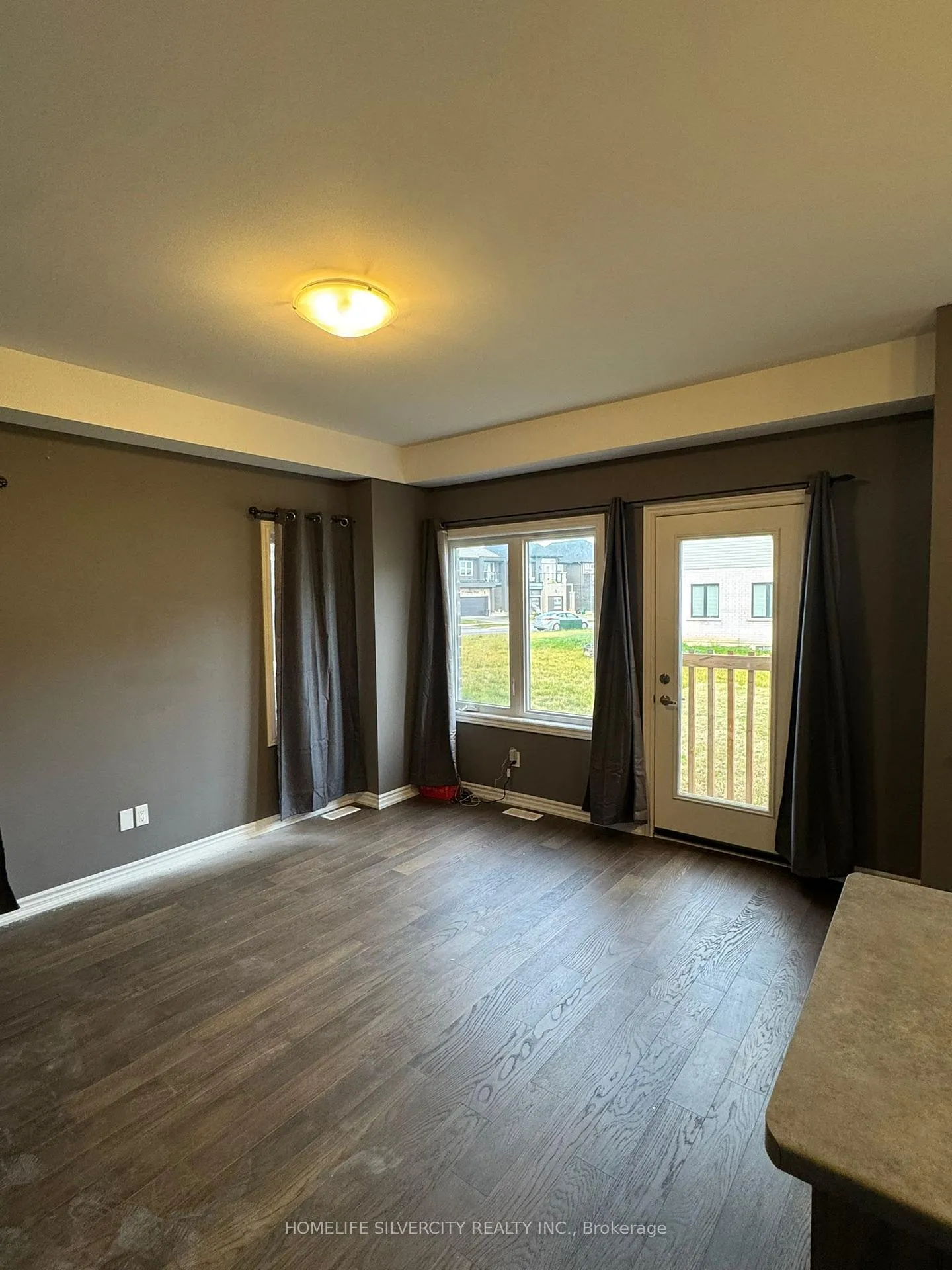 Photo 5 of 25 Mclaughlin Street, Welland, Lincoln/Crowland — HOMEH