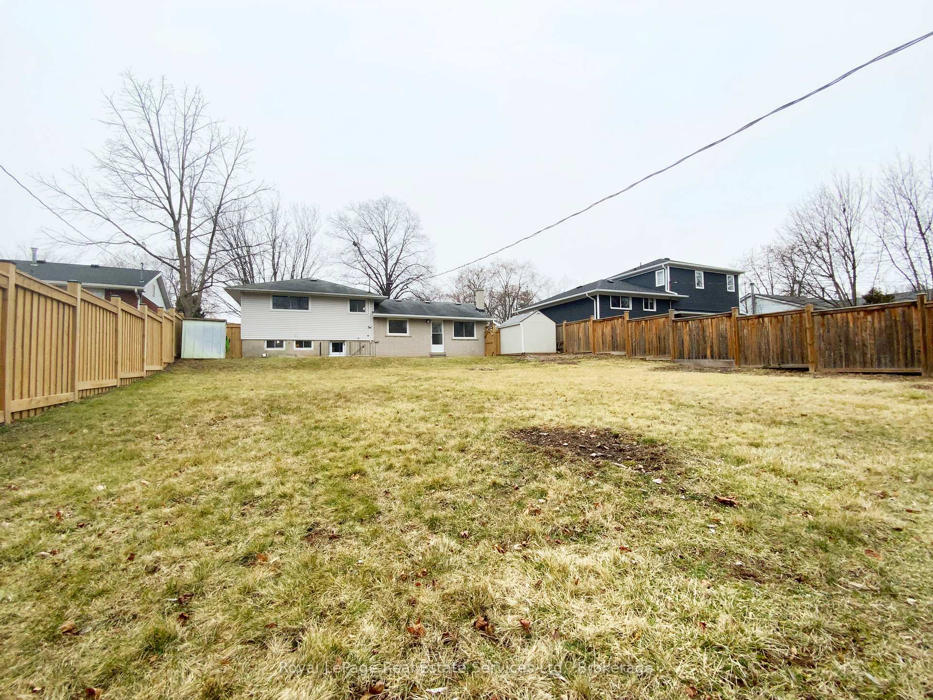 Photo 5 of 395 Erindale Drive, Burlington, Appleby — HOMEH