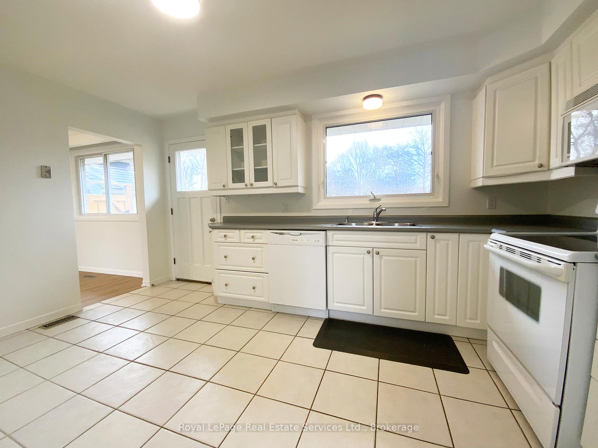 Photo 10 of 395 Erindale Drive, Burlington, Appleby — HOMEH