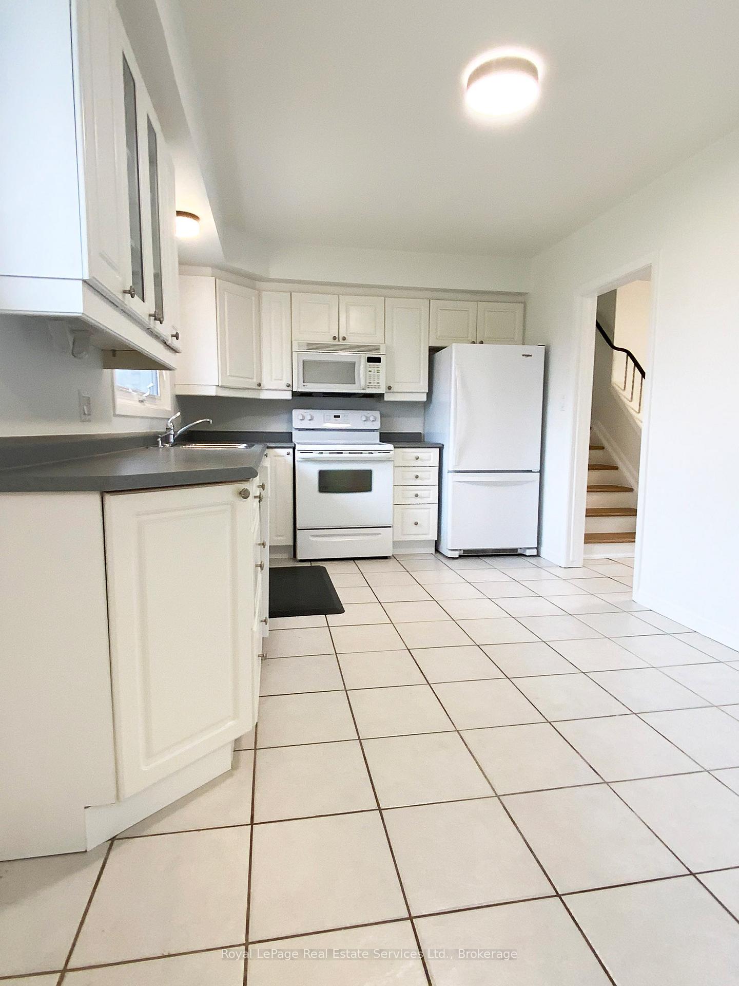 Photo 11 of 395 Erindale Drive, Burlington, Appleby — HOMEH