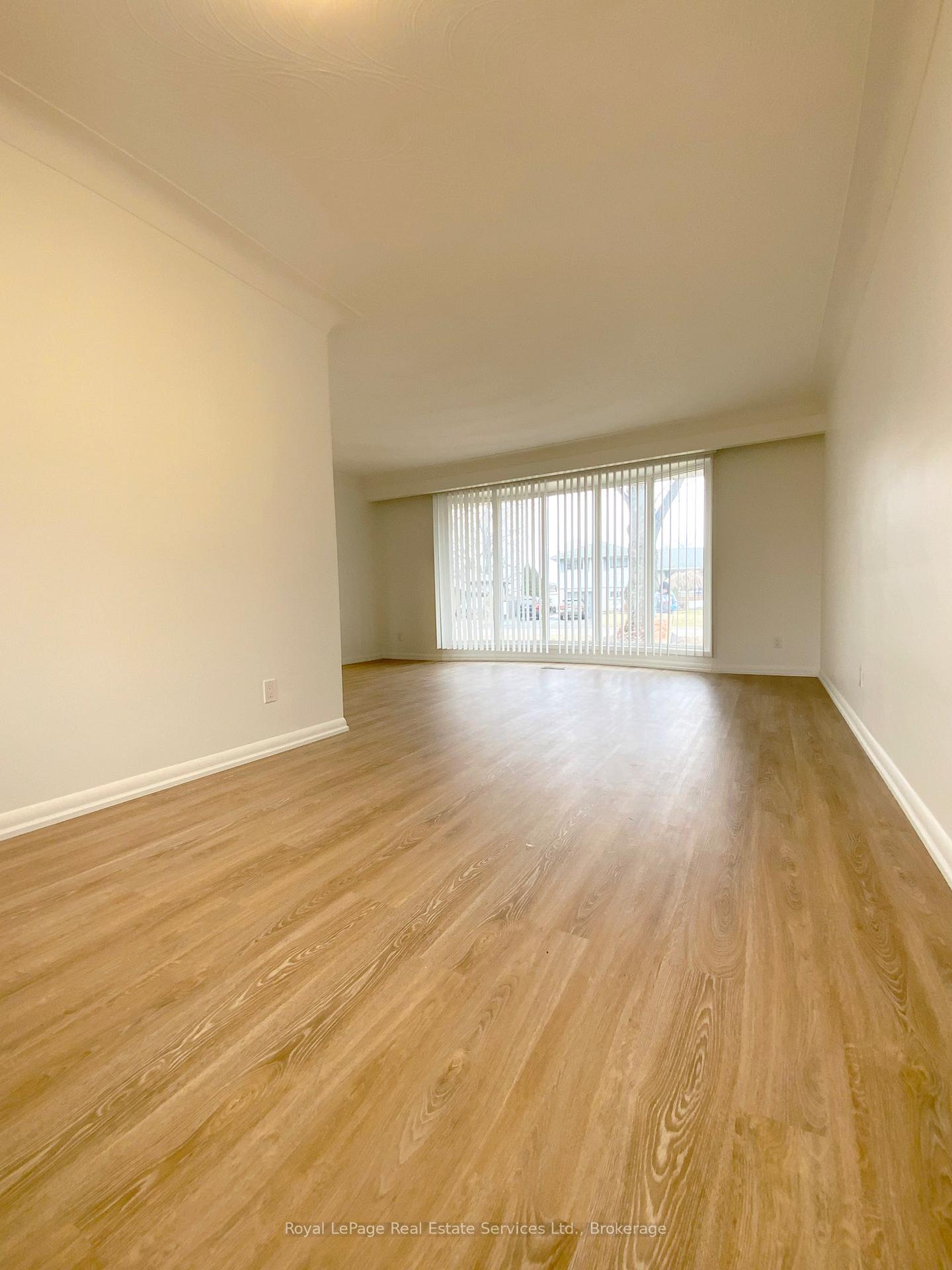 Photo 14 of 395 Erindale Drive, Burlington, Appleby — HOMEH