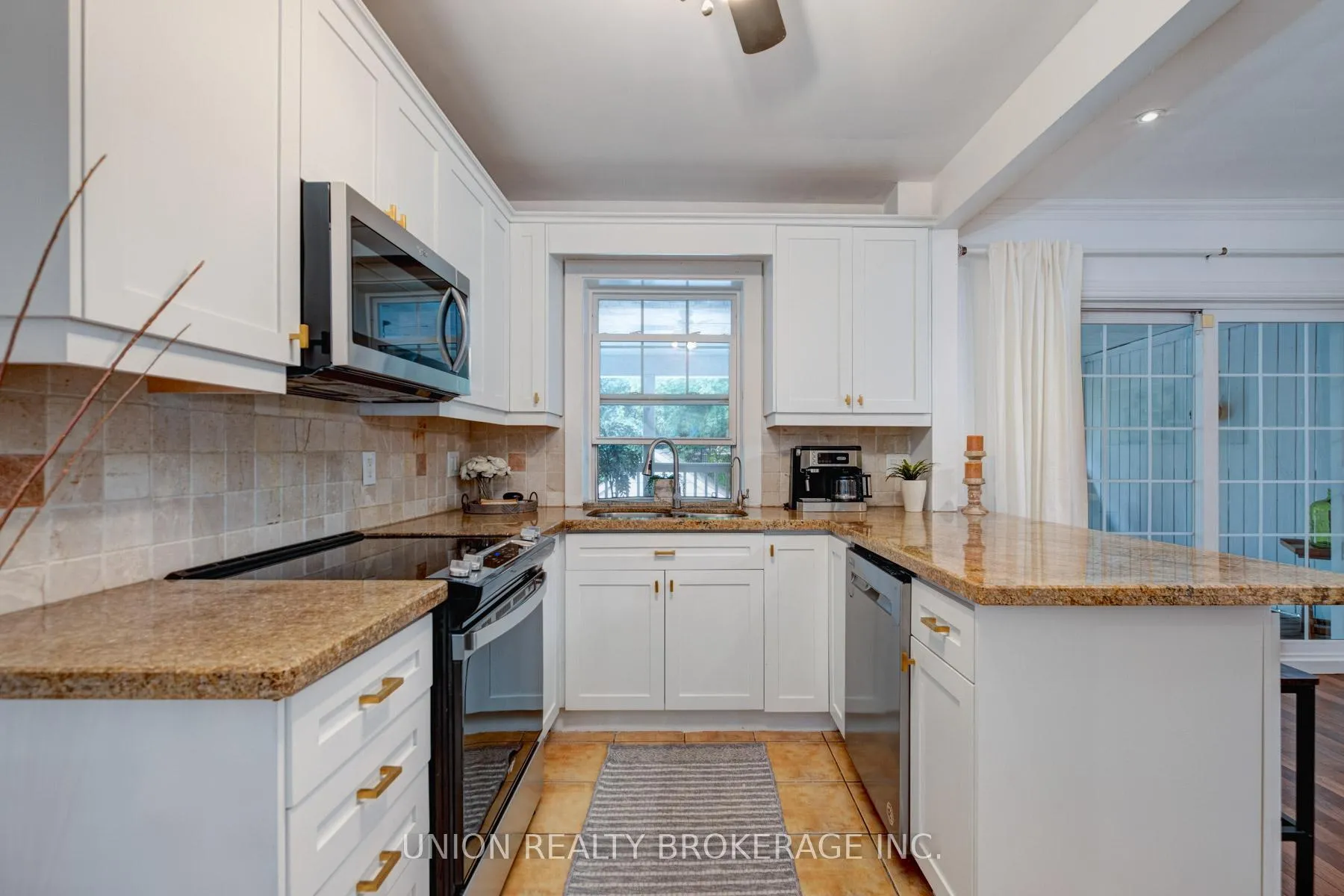 Photo 9 of 528 Strathmore Boulevard, Toronto, Danforth — HOMEH