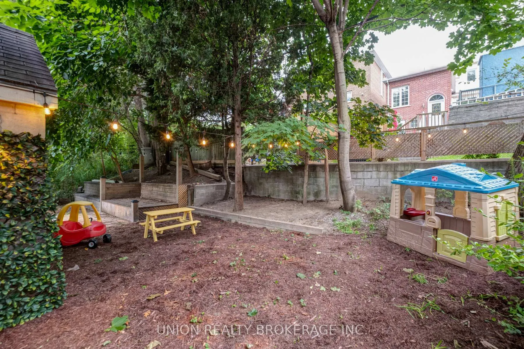 Photo 28 of 528 Strathmore Boulevard, Toronto, Danforth — HOMEH