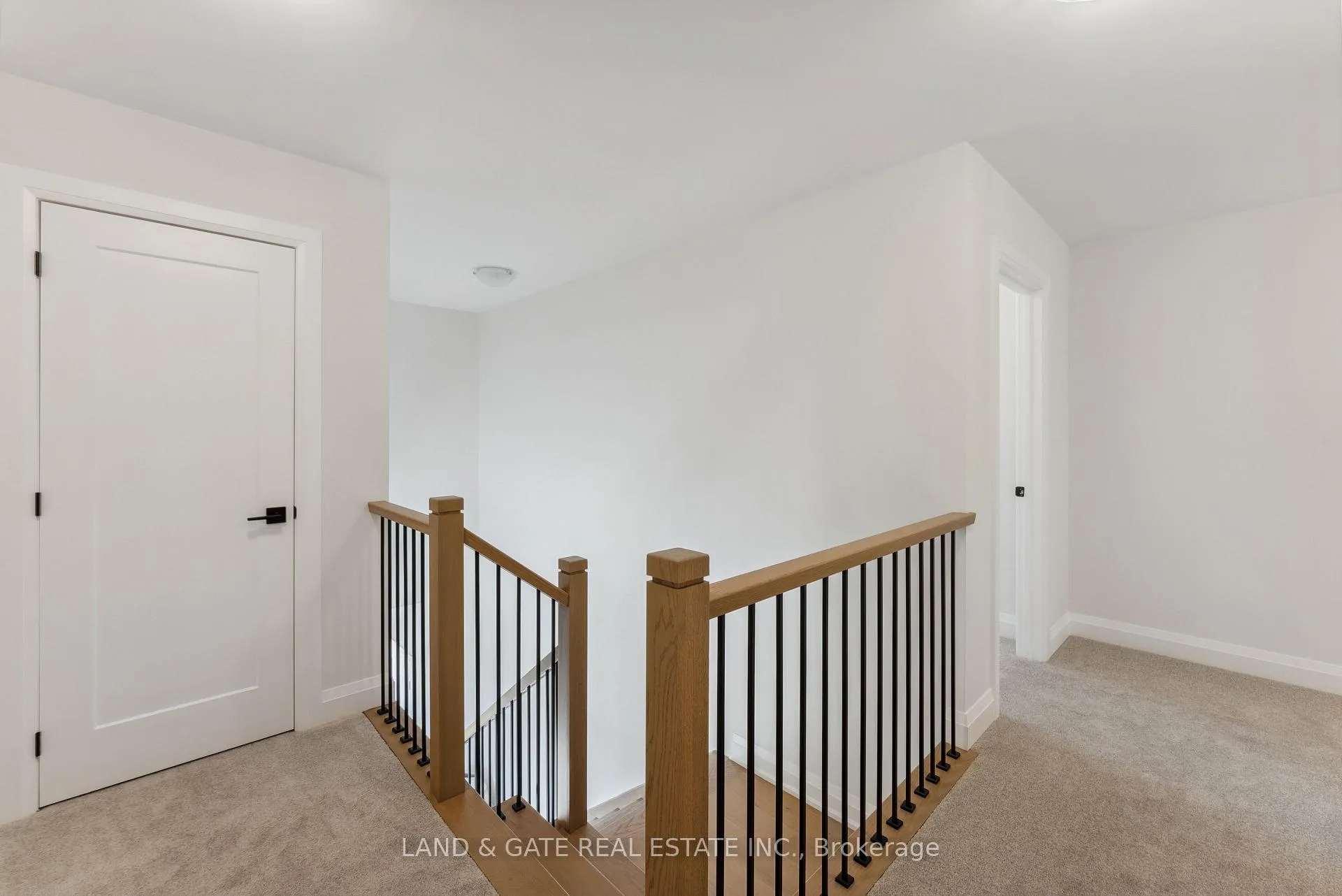 Photo 21 of 993 Queensdale Avenue, Oshawa, Donevan — HOMEH