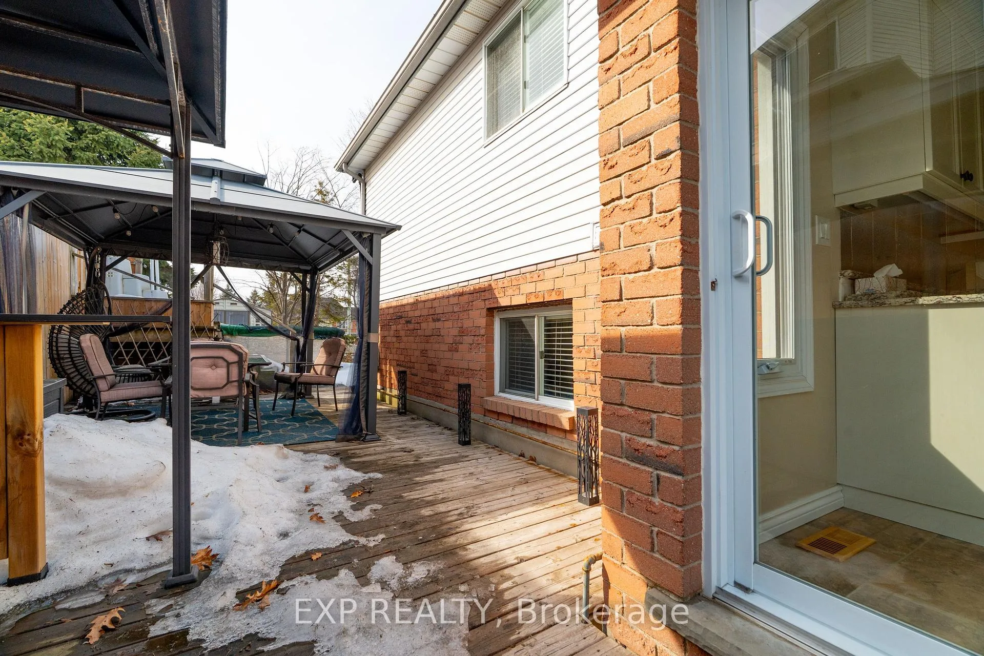 Photo 30 of Unit Unit A, 669 Pinerow Crescent, Waterloo — HOMEH