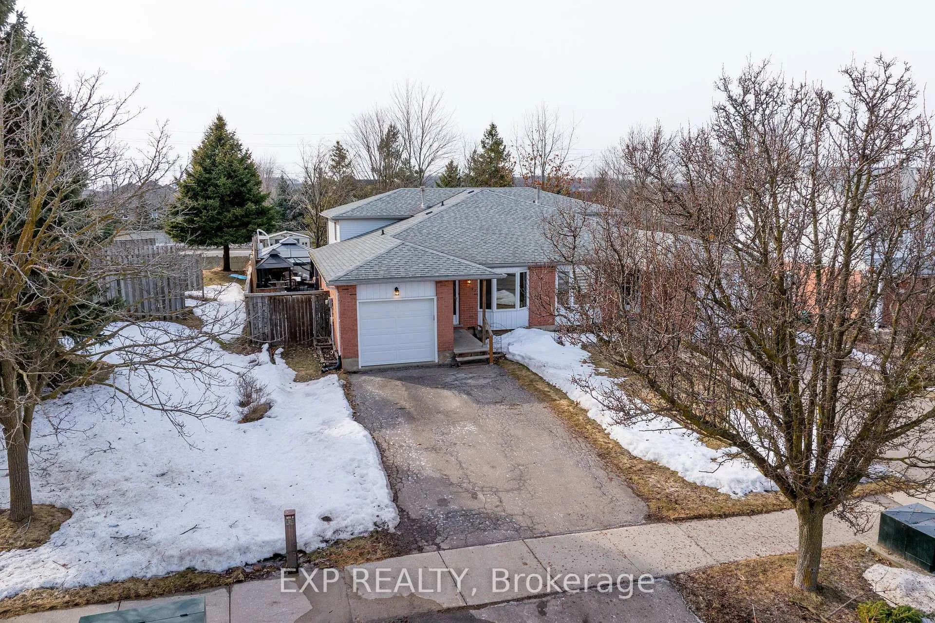 Photo 35 of Unit Unit A, 669 Pinerow Crescent, Waterloo — HOMEH